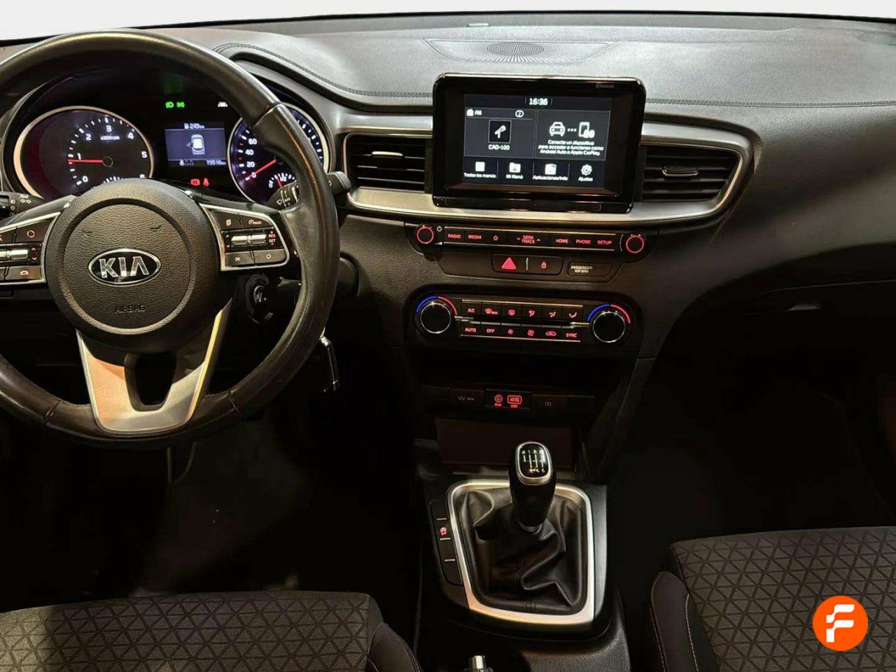 Foto Kia Ceed 12