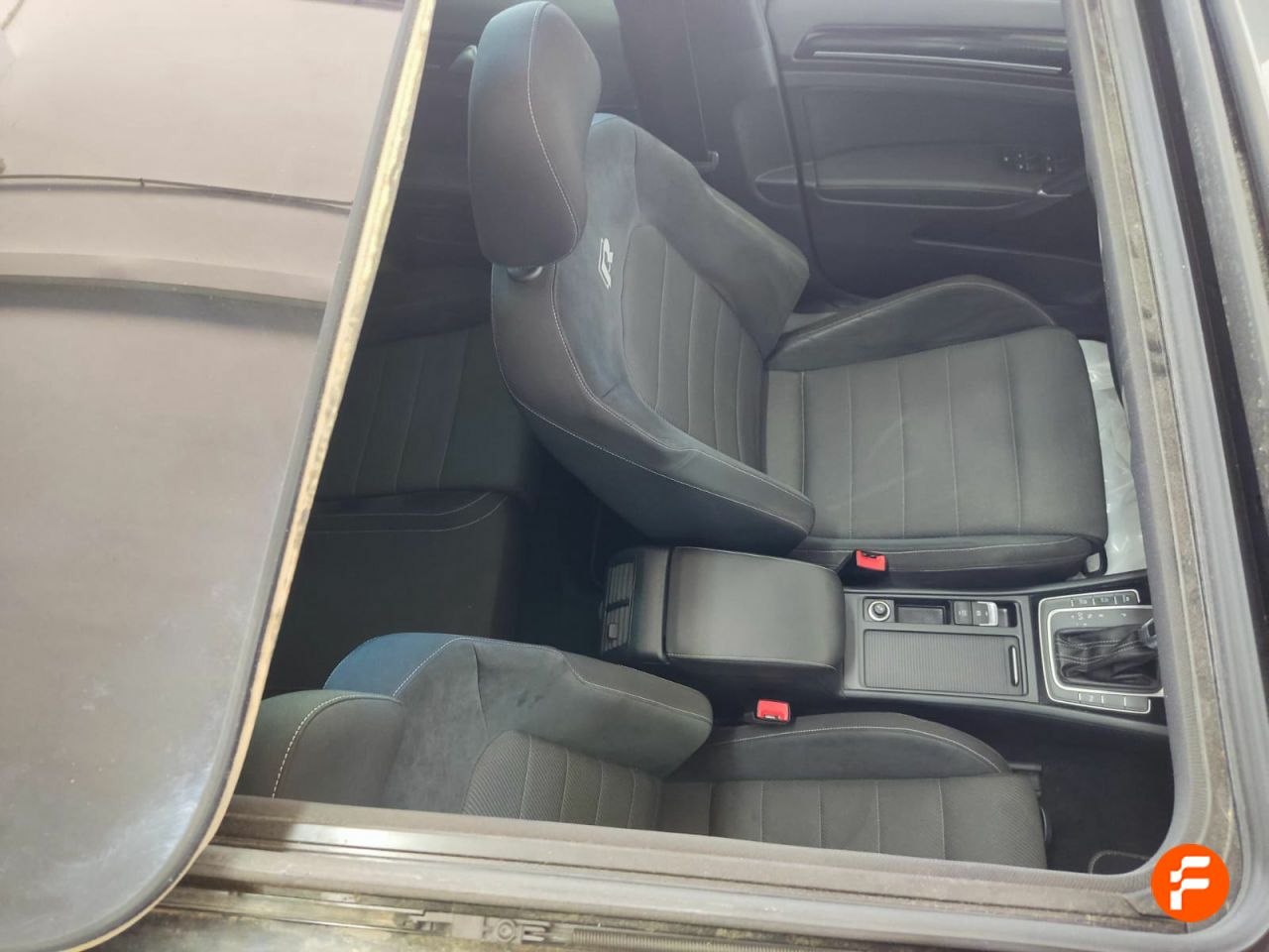 Foto Volkswagen Golf 25