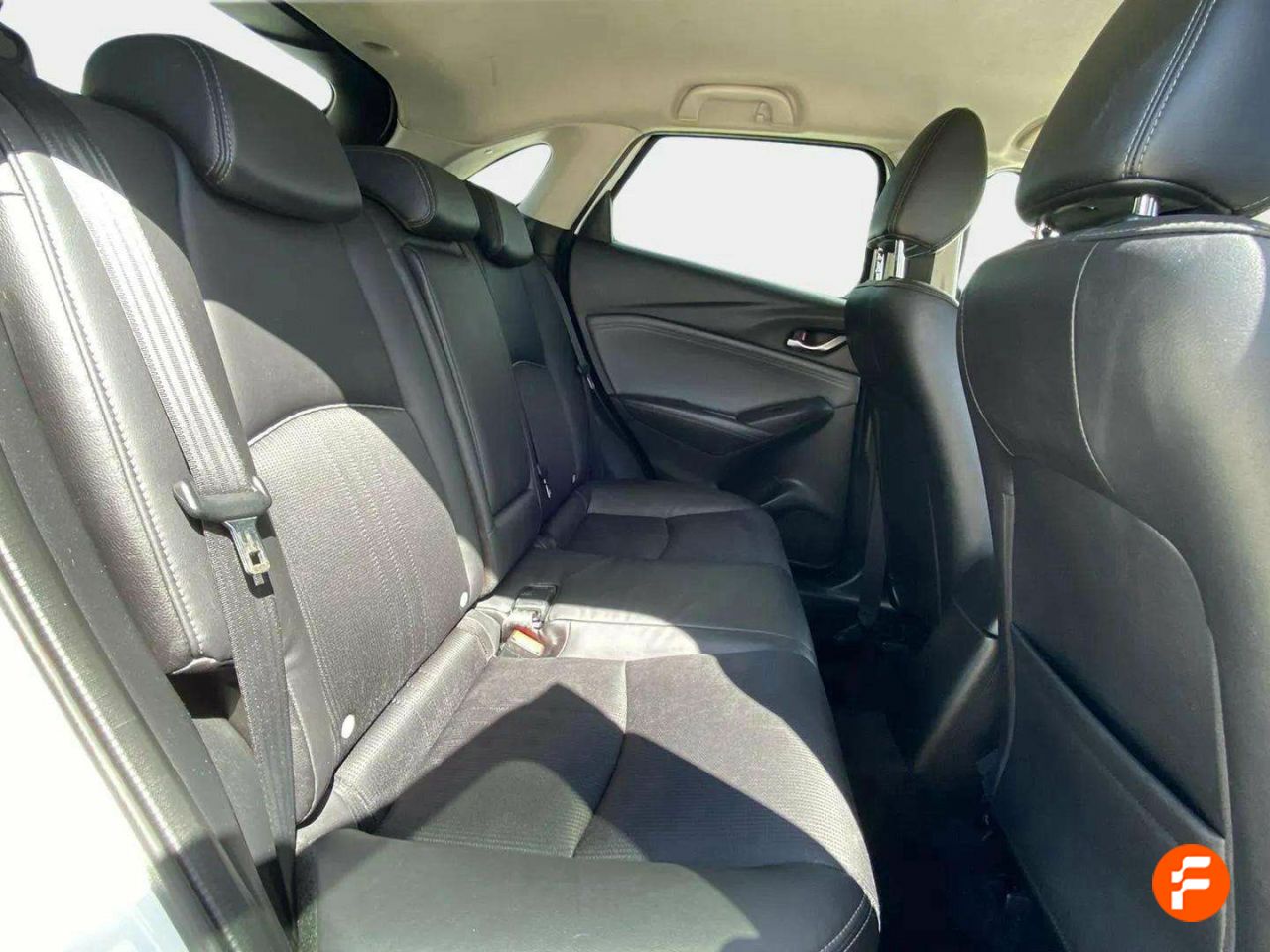 Foto Mazda CX-3 15