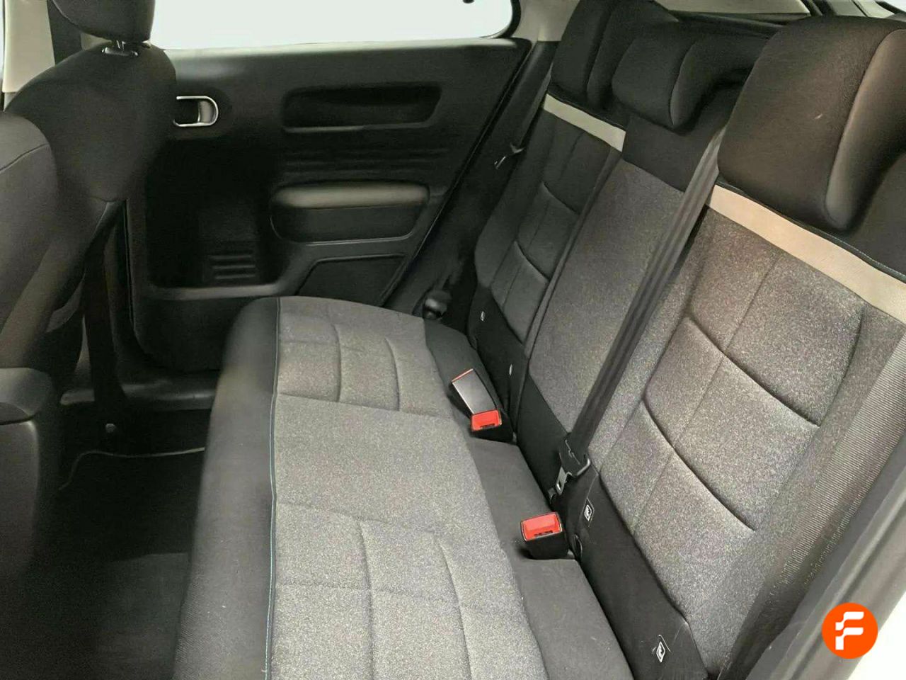 Foto Citroën C4 Cactus 12