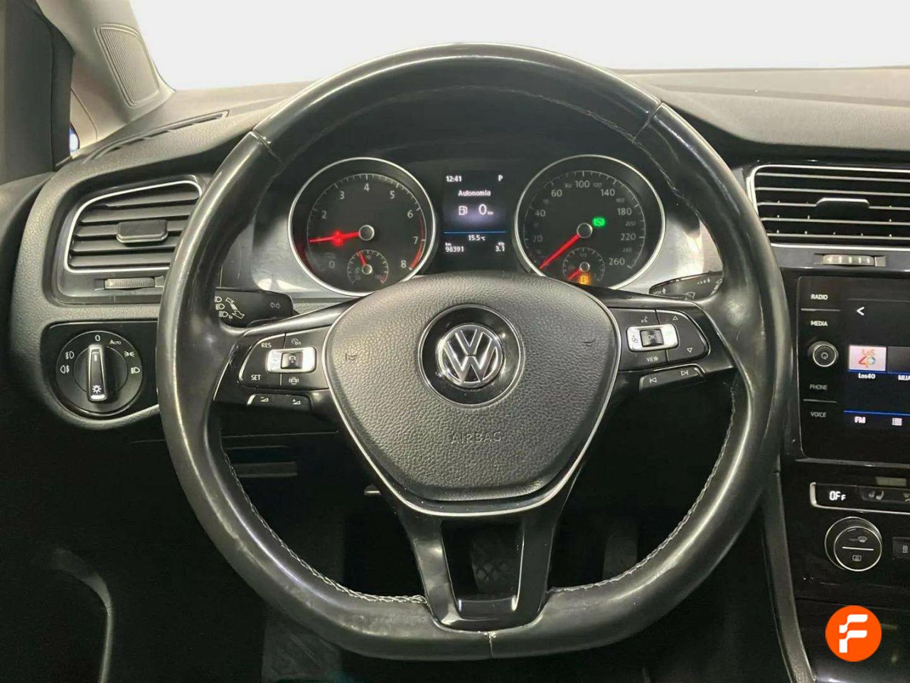 Foto Volkswagen Golf 13