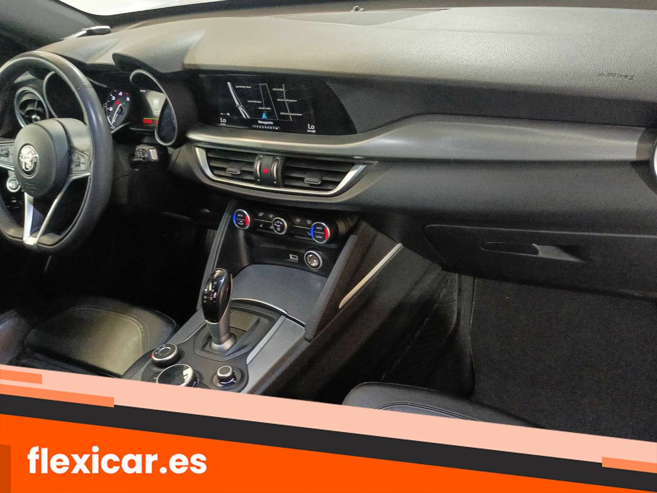 Foto Alfa Romeo Stelvio 18