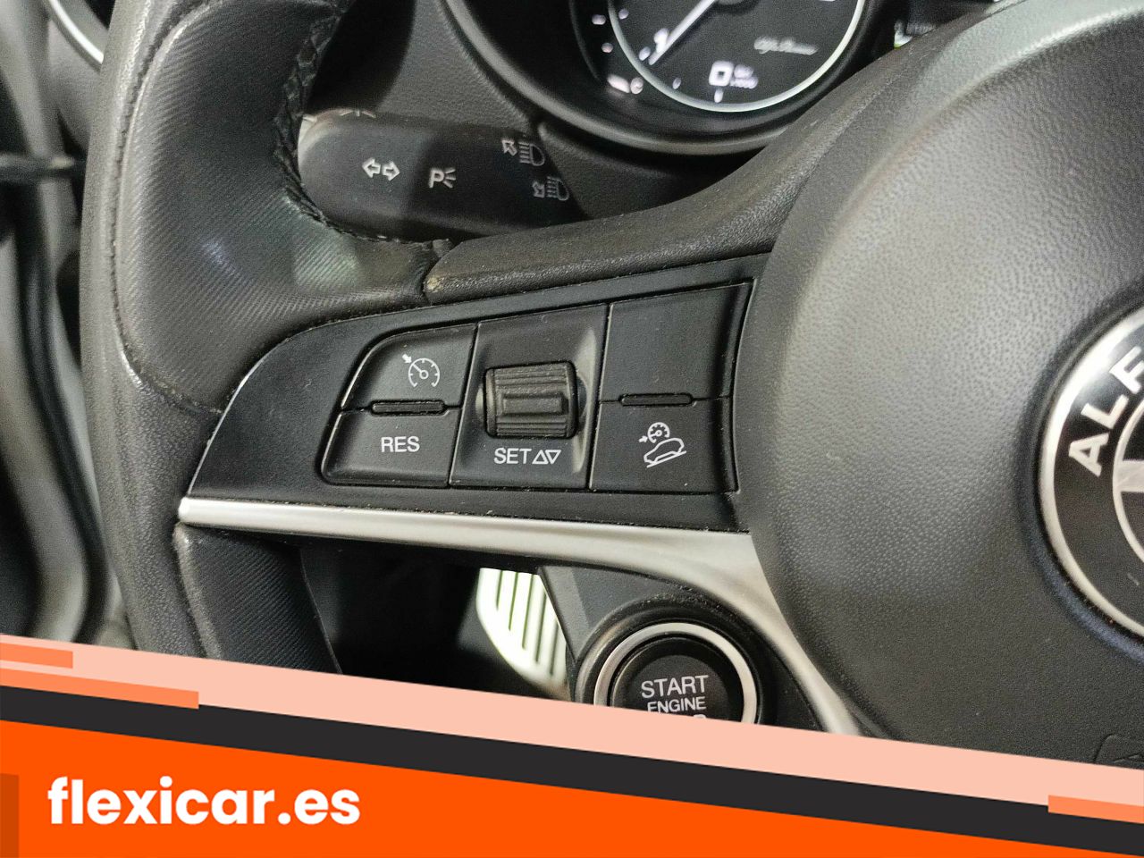 Foto Alfa Romeo Stelvio 24