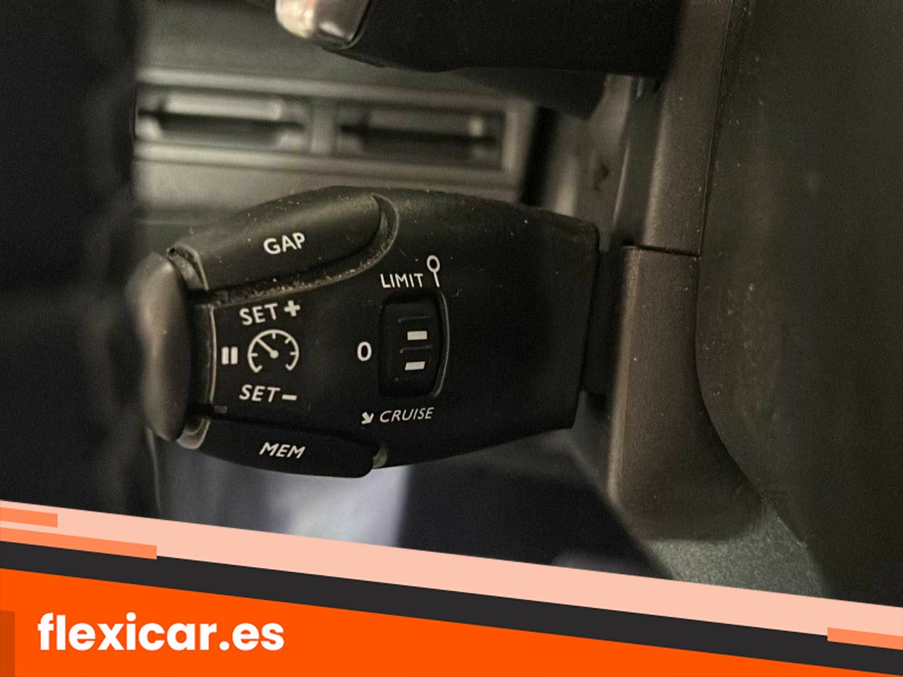 Foto Peugeot 5008 28