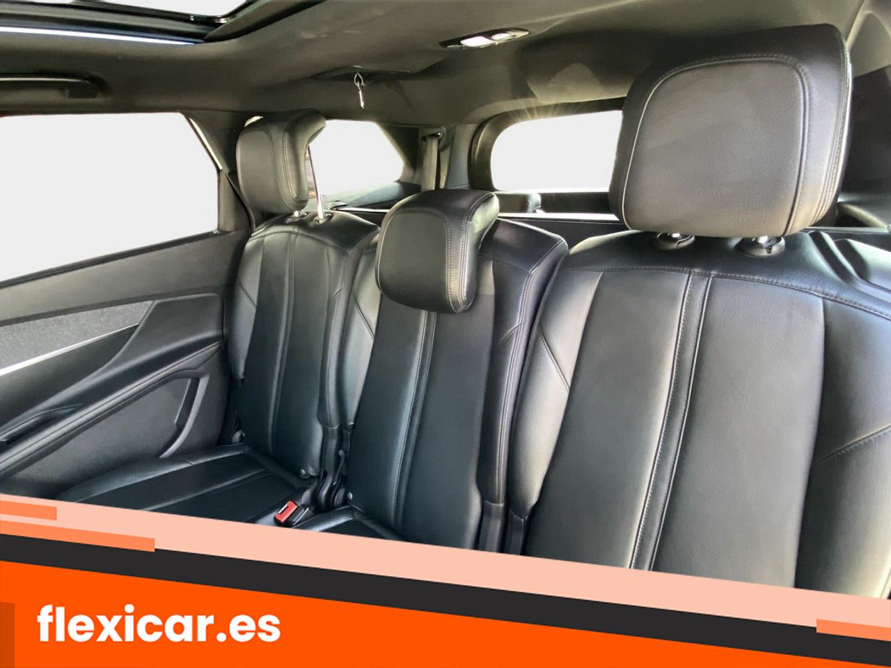Foto Peugeot 5008 18