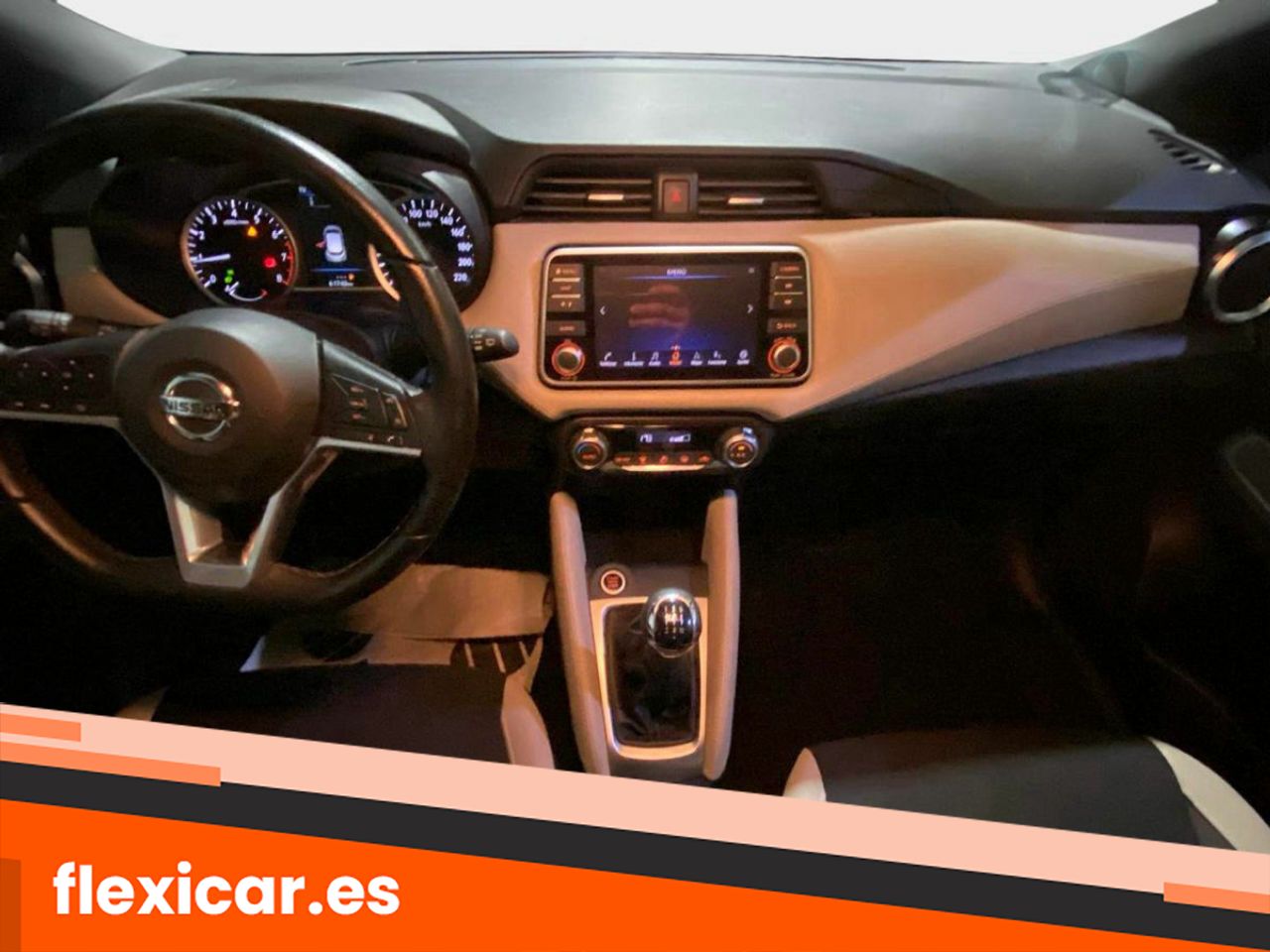 Foto Nissan Micra 14
