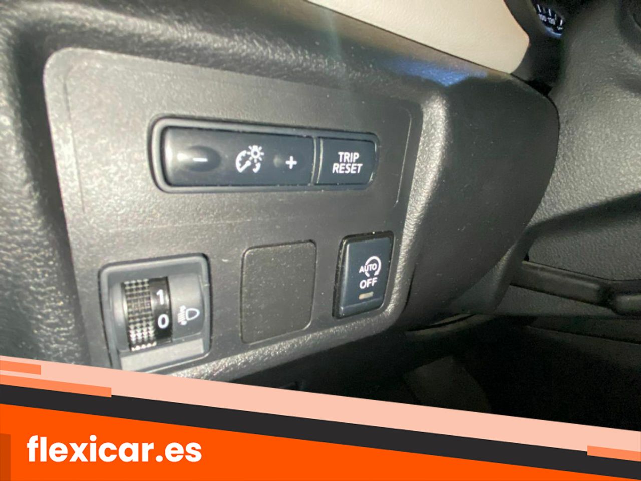 Foto Nissan Micra 32