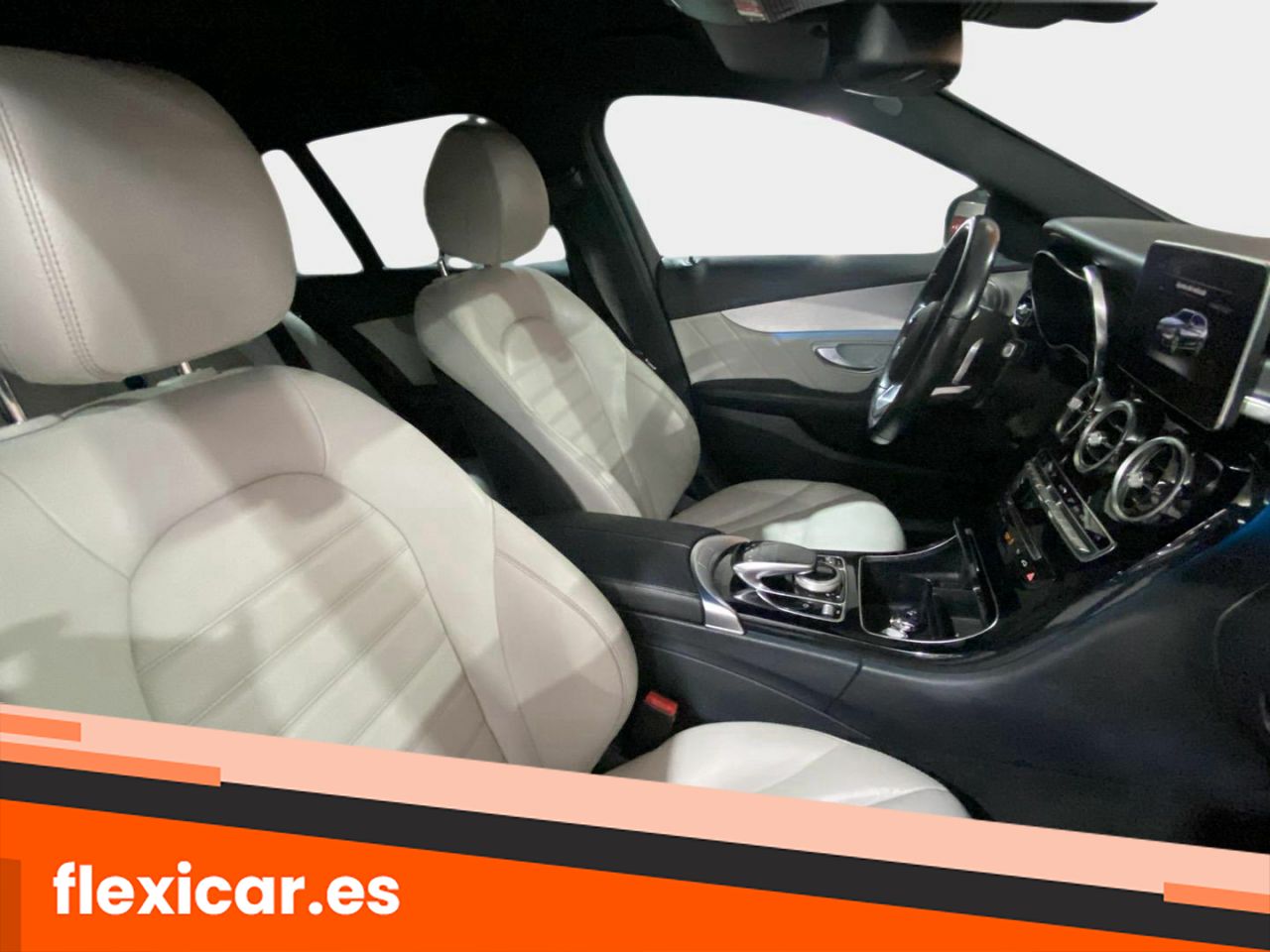 Foto Mercedes-Benz Clase C 18