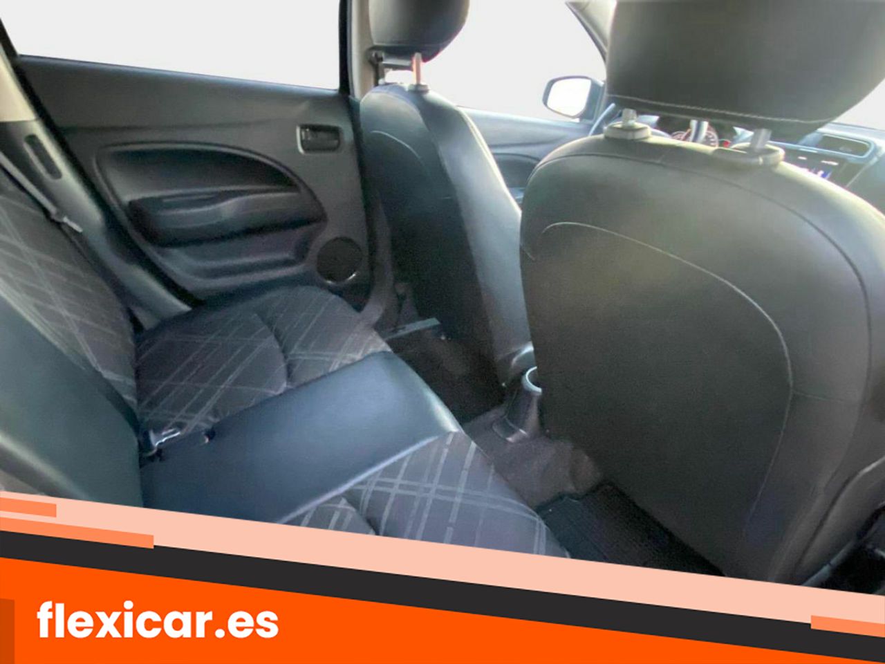 Foto Mitsubishi Space Star 30