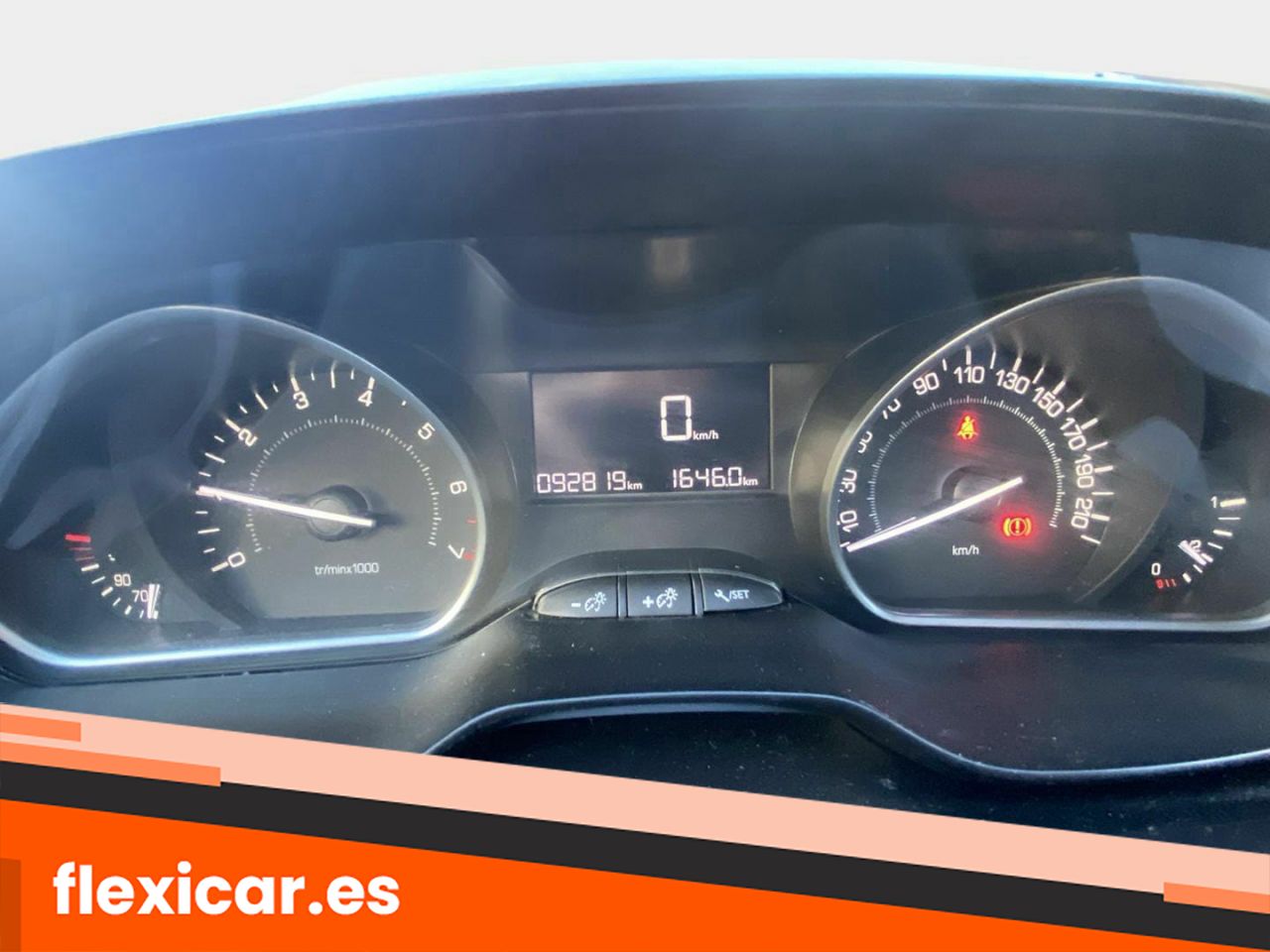 Foto Peugeot 208 10