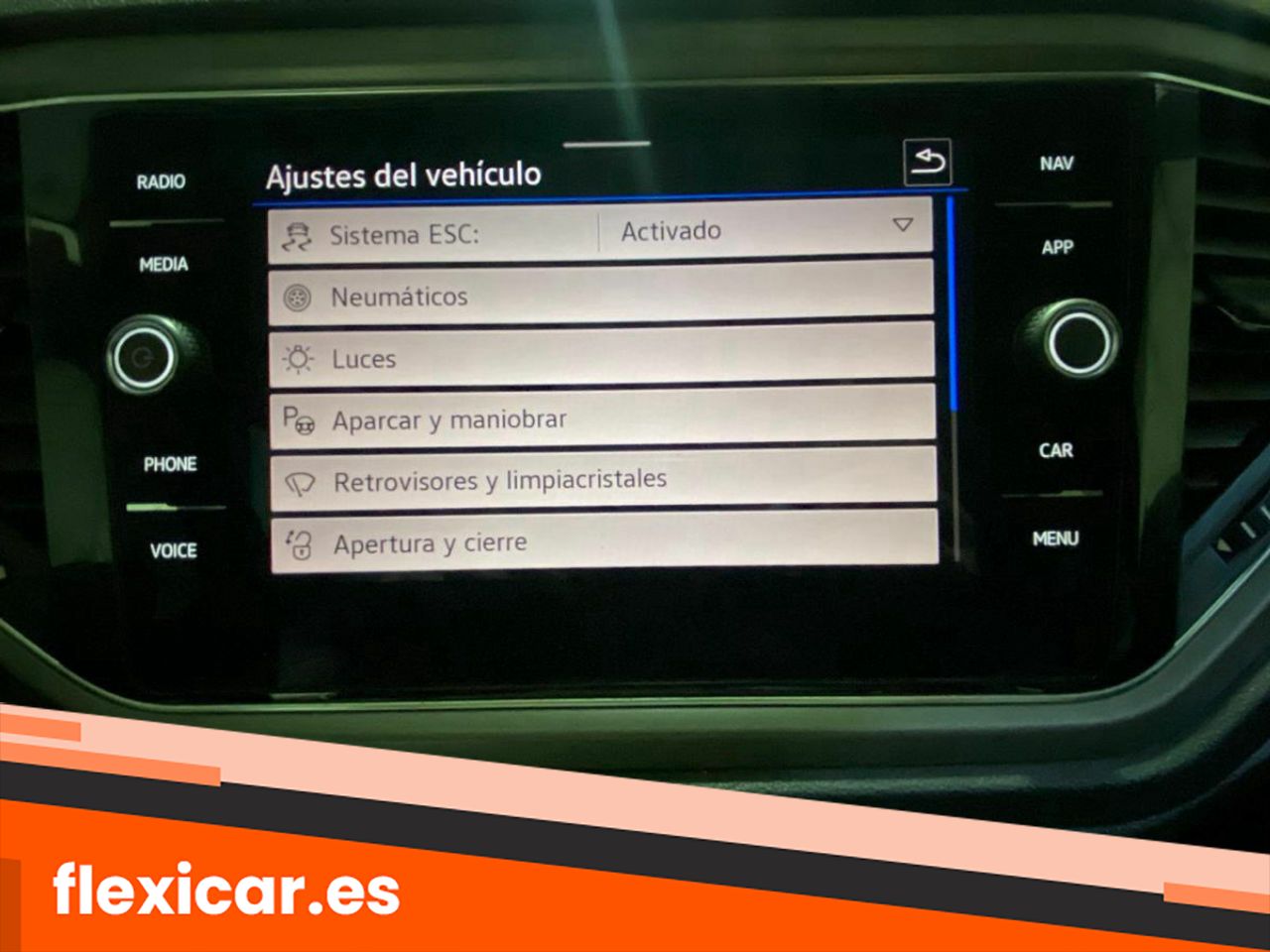 Foto Volkswagen T-Roc 16