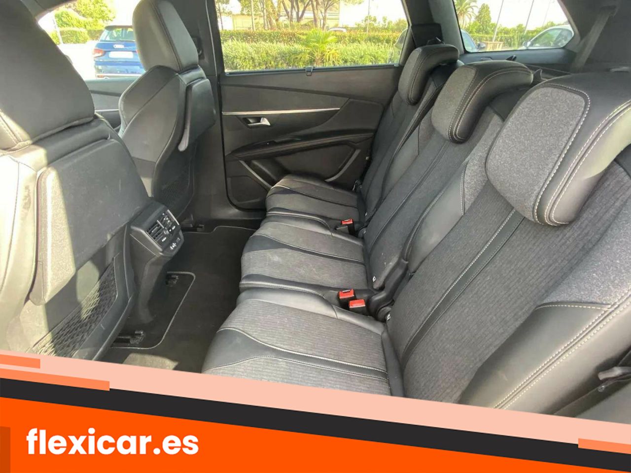 Foto Peugeot 5008 25