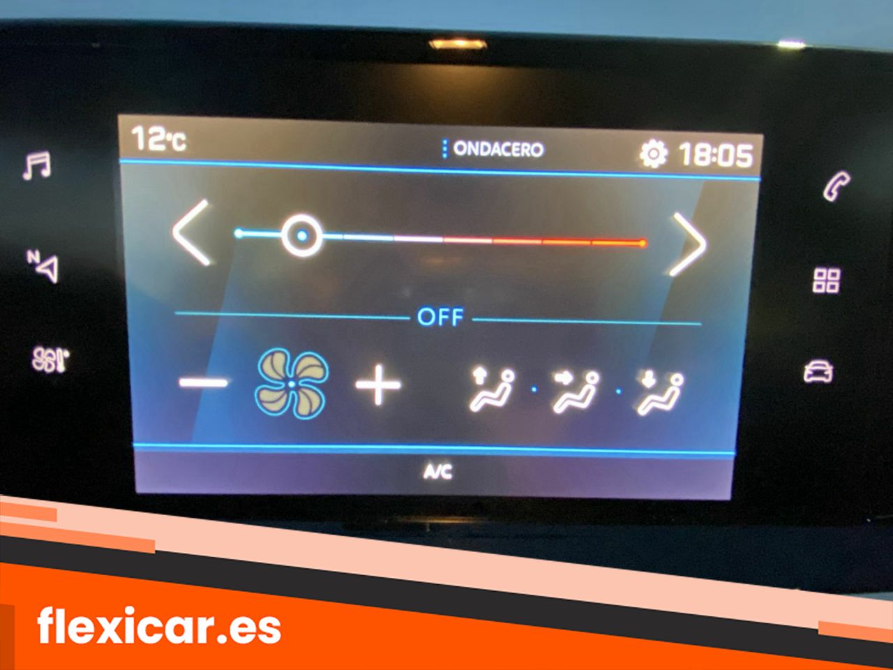 Foto Peugeot 208 27