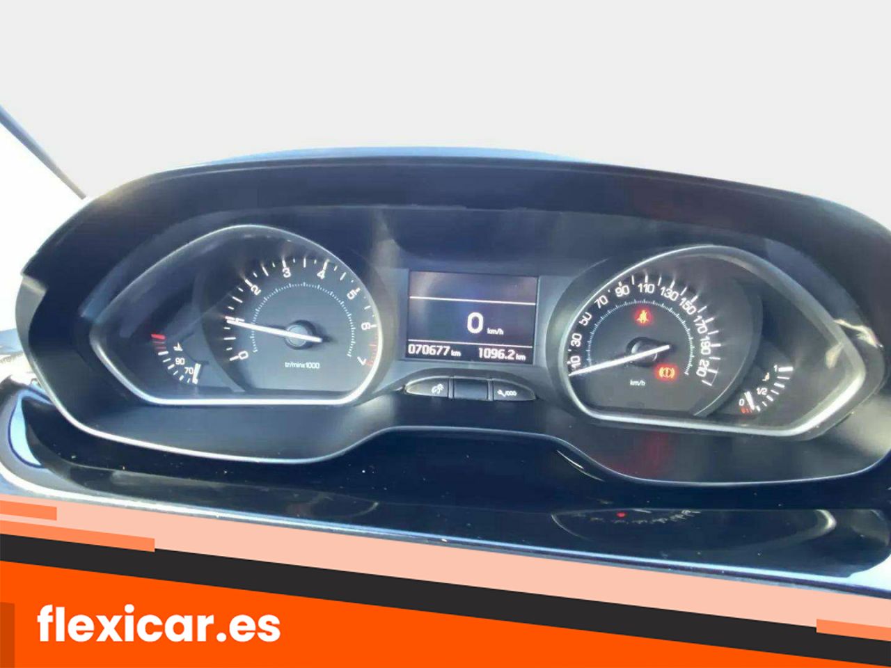 Foto Peugeot 208 14