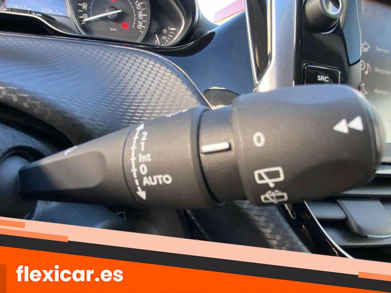 Foto Peugeot 208 17