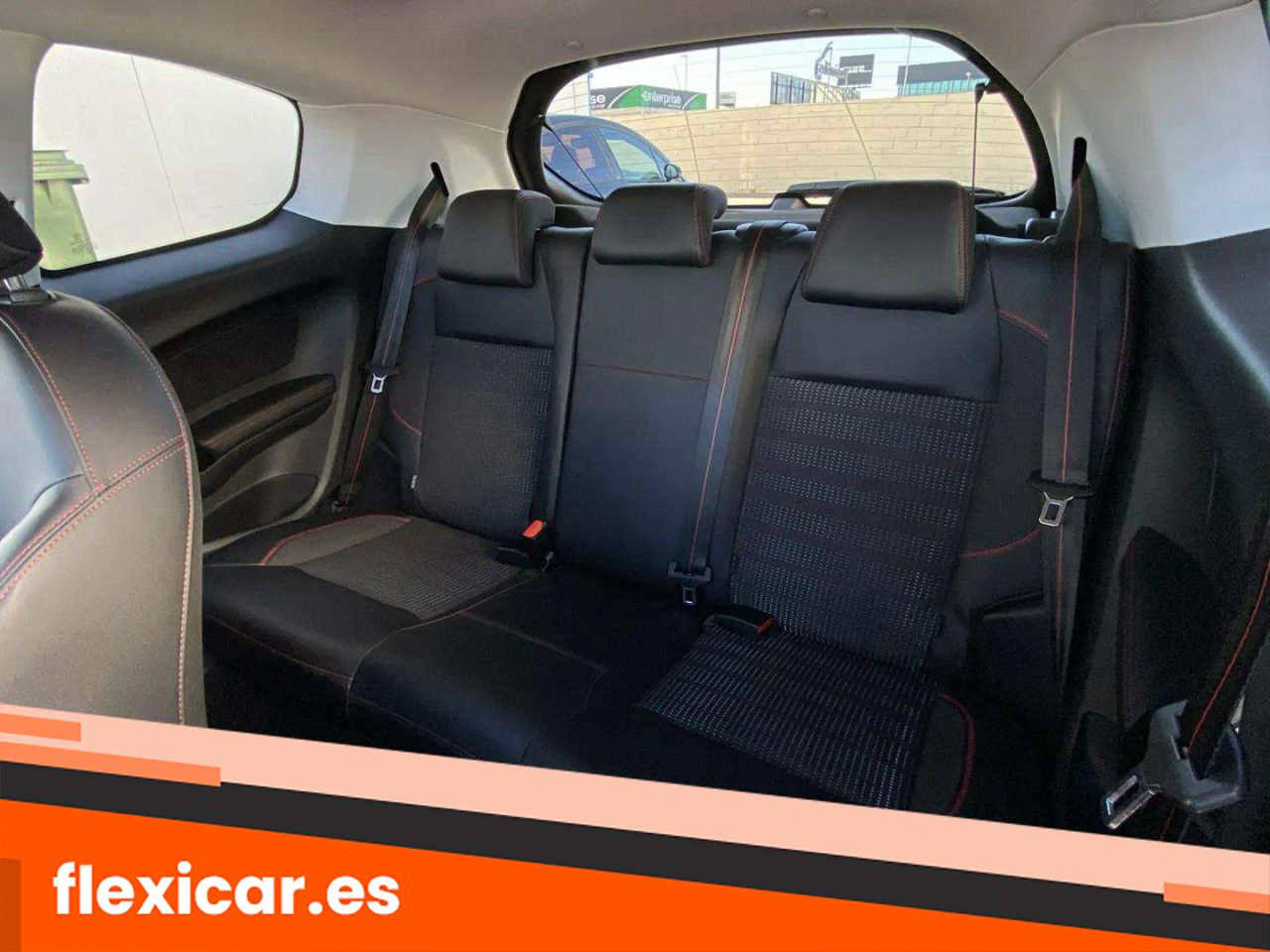 Foto Peugeot 208 24