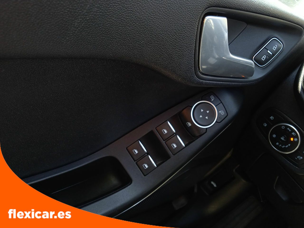Foto Ford Fiesta 10
