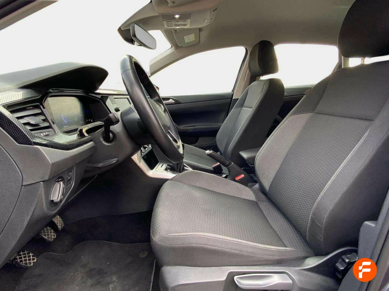 Foto Volkswagen Taigo 12