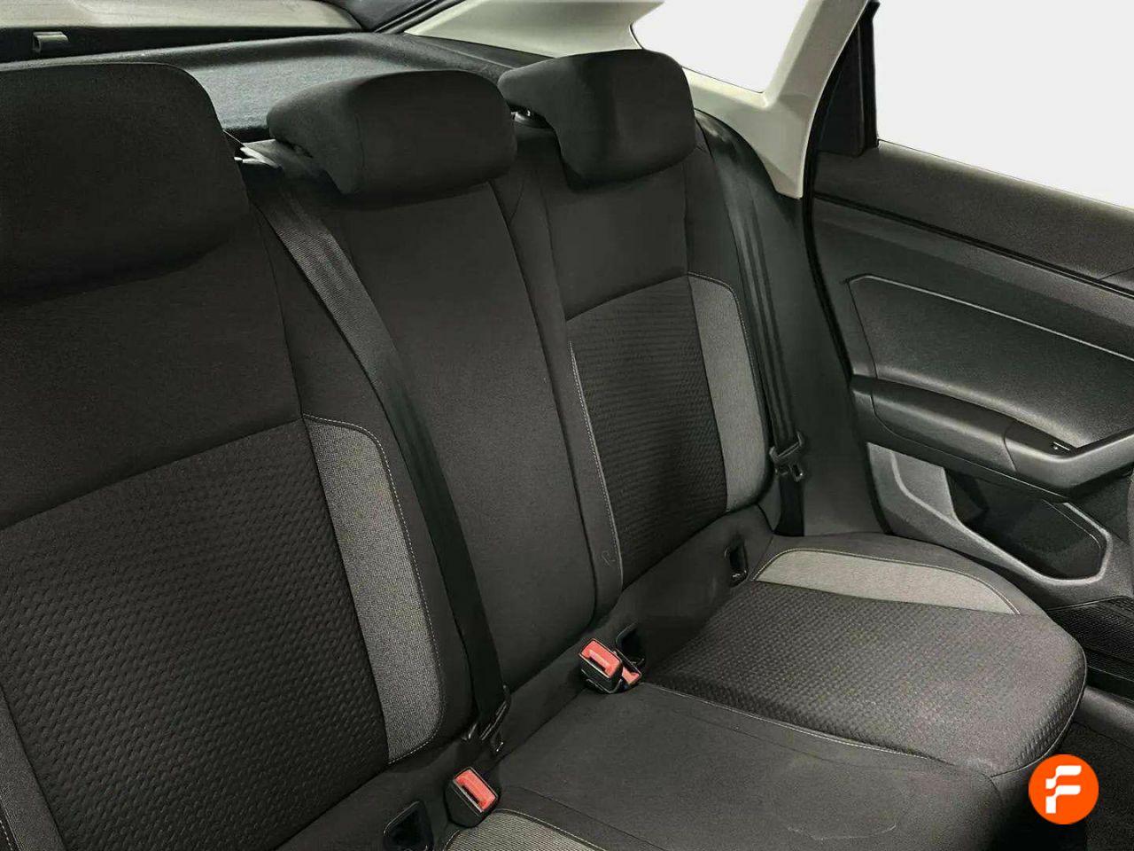Foto Volkswagen Taigo 15