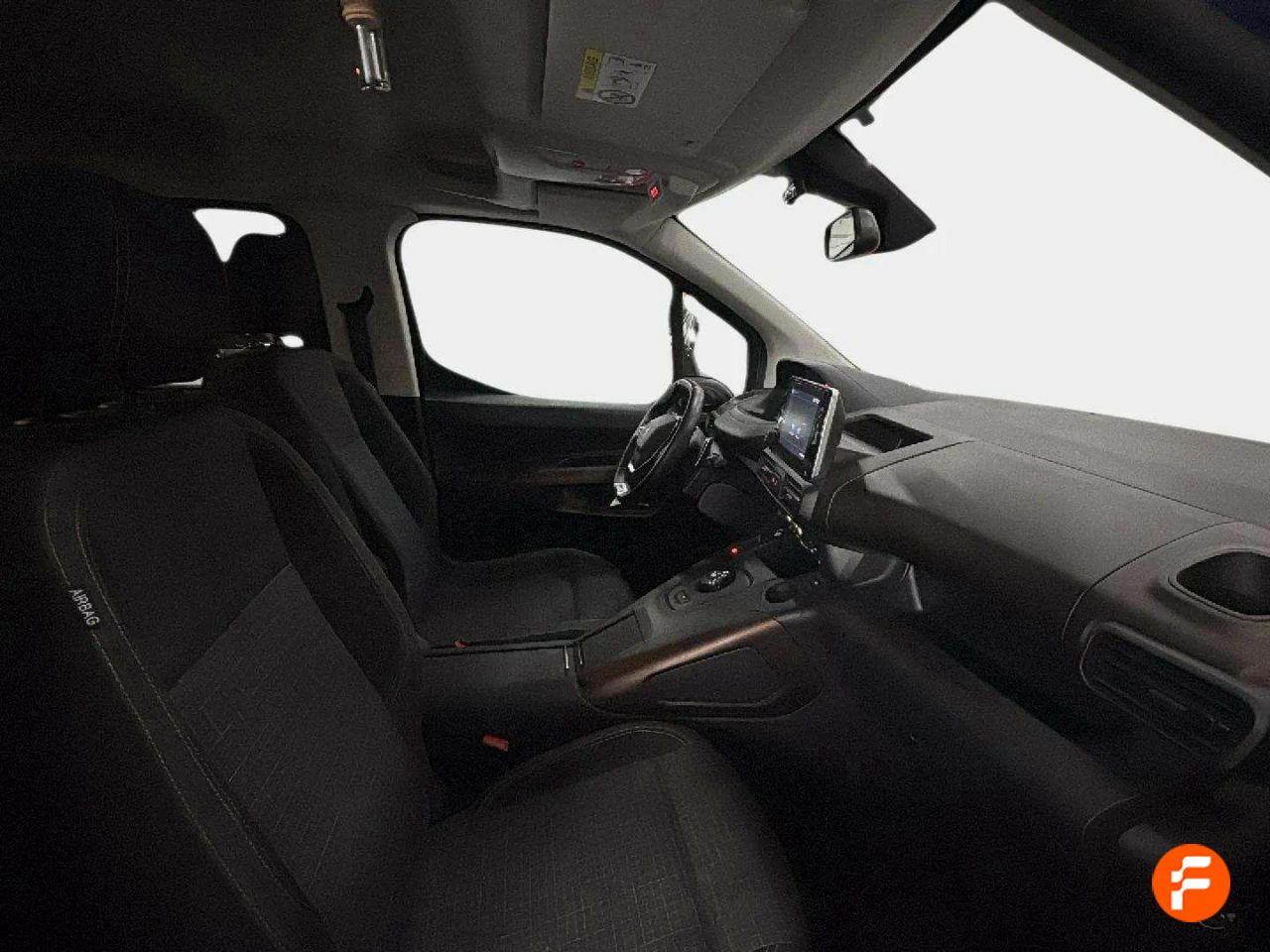 Foto Peugeot Rifter 14