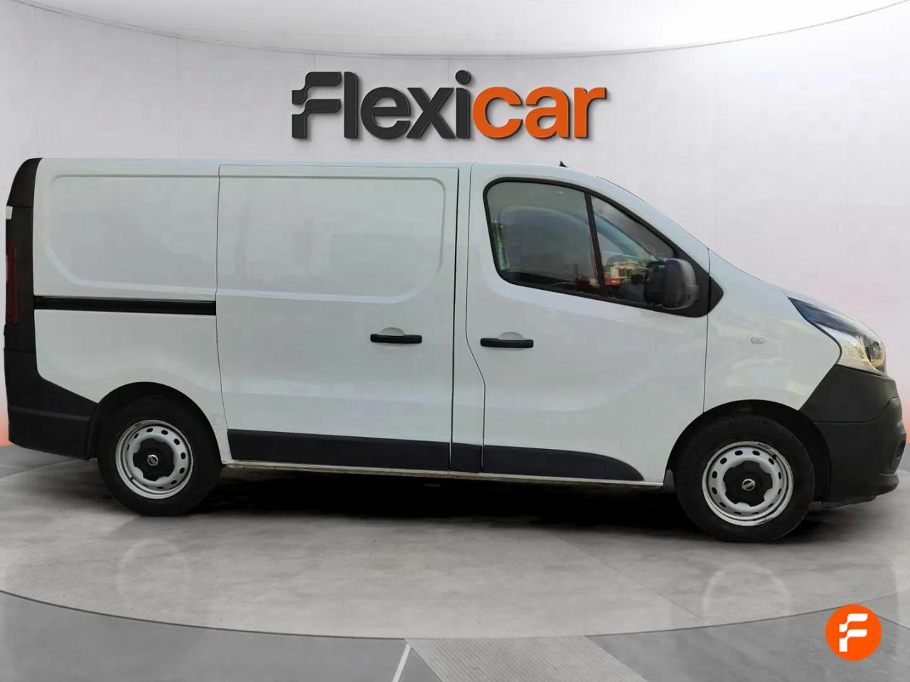 Foto Nissan NV300 11