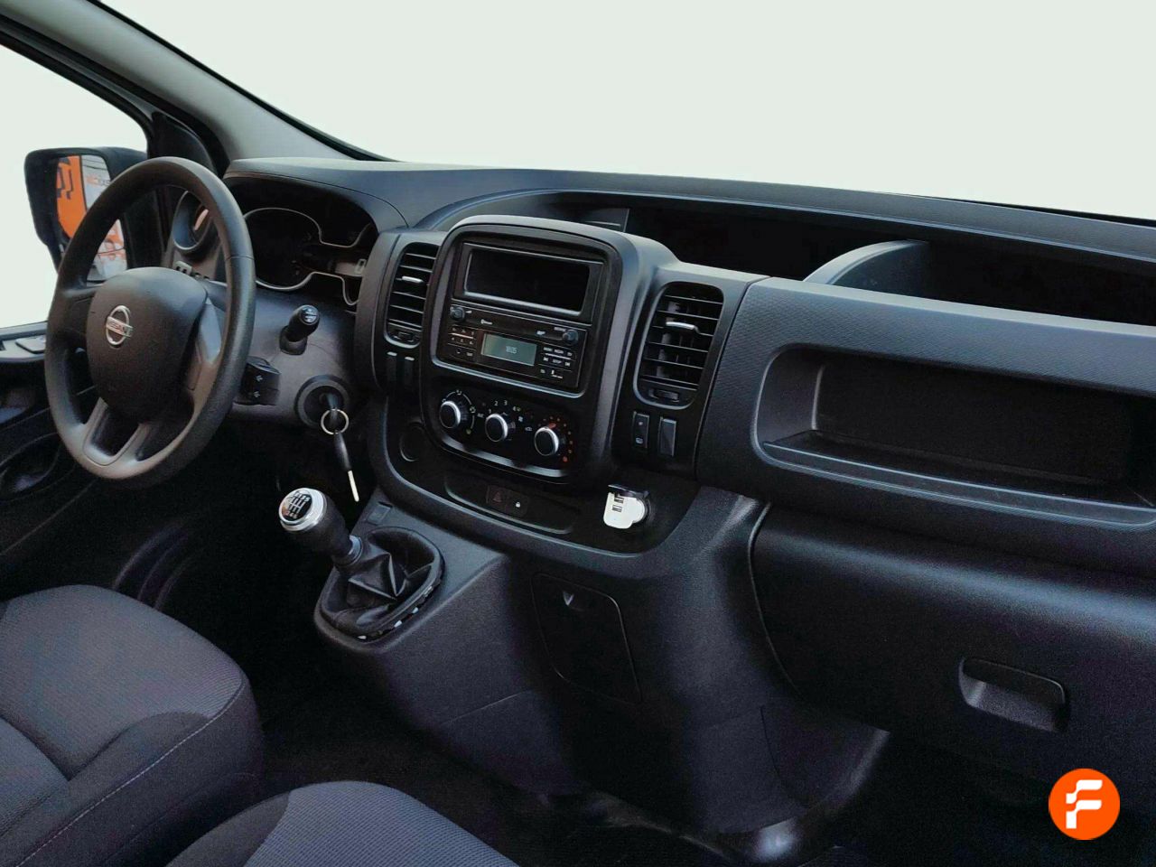 Foto Nissan NV300 14