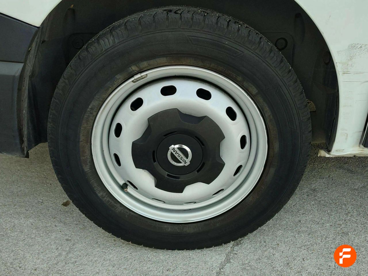 Foto Nissan NV300 18