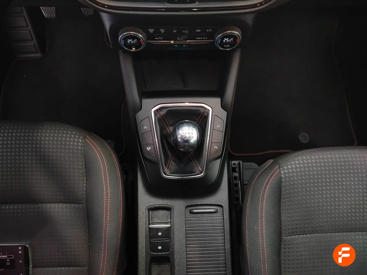Foto Ford Kuga 18