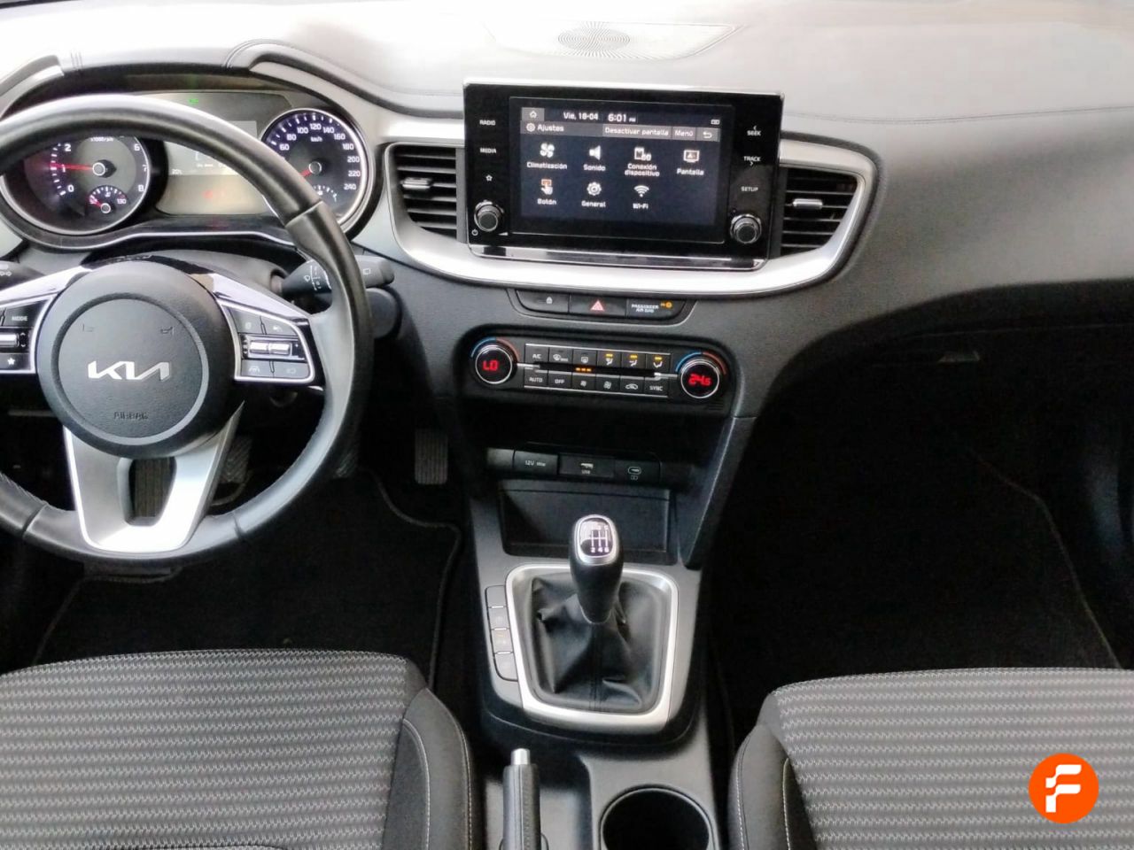 Foto Kia XCeed 10