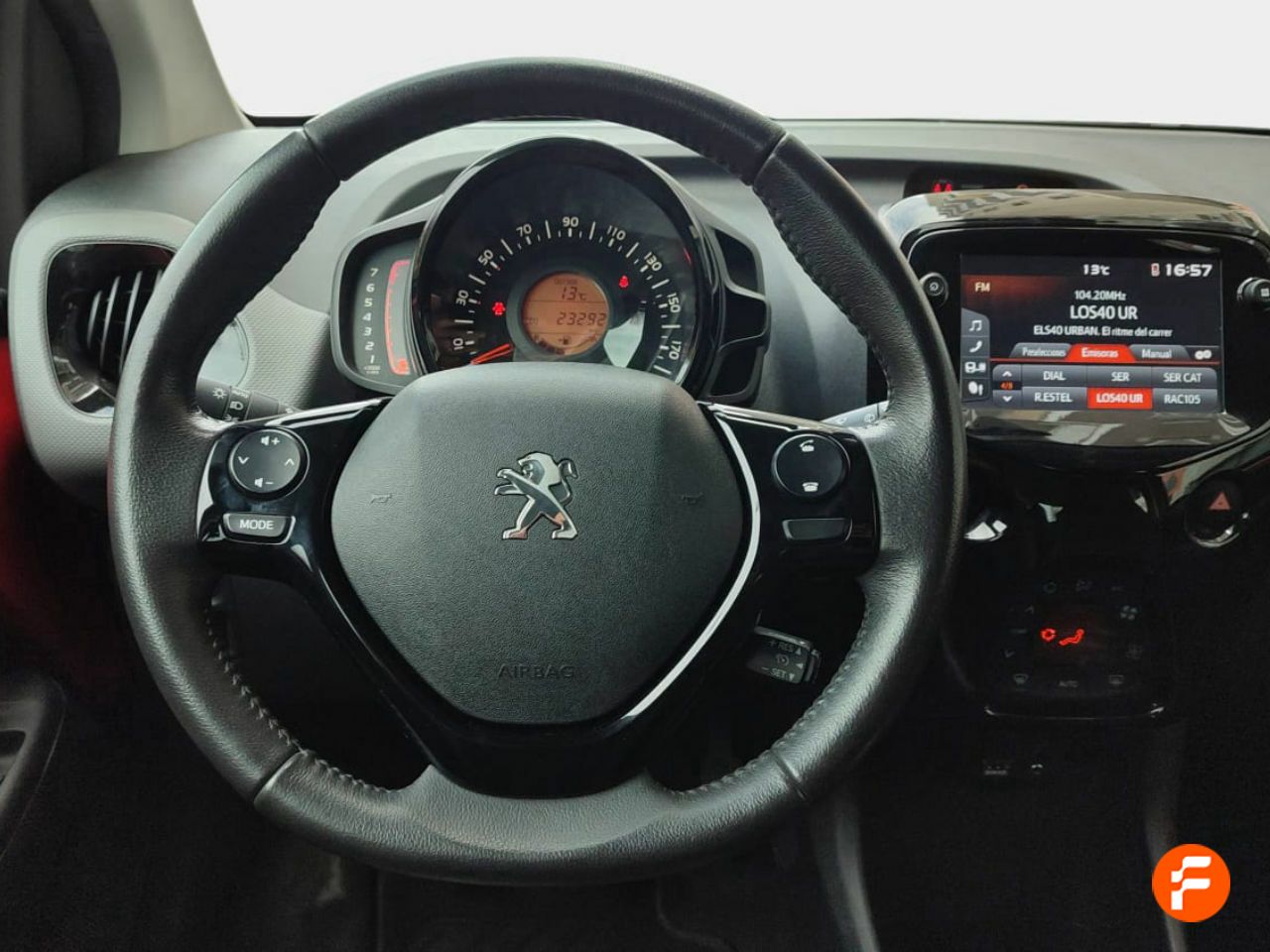 Foto Peugeot 108 11