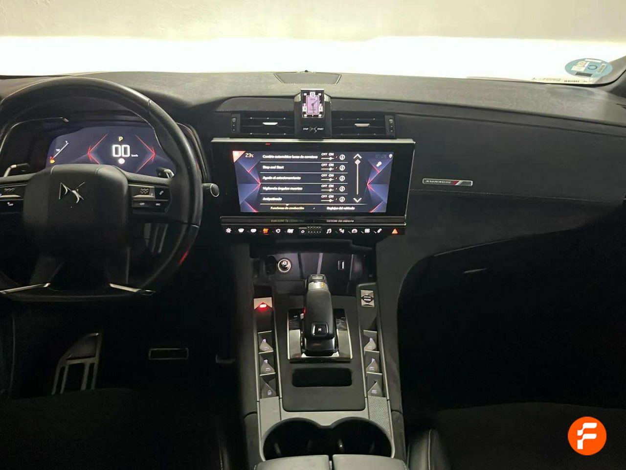 Foto DS Automobiles DS 7 10