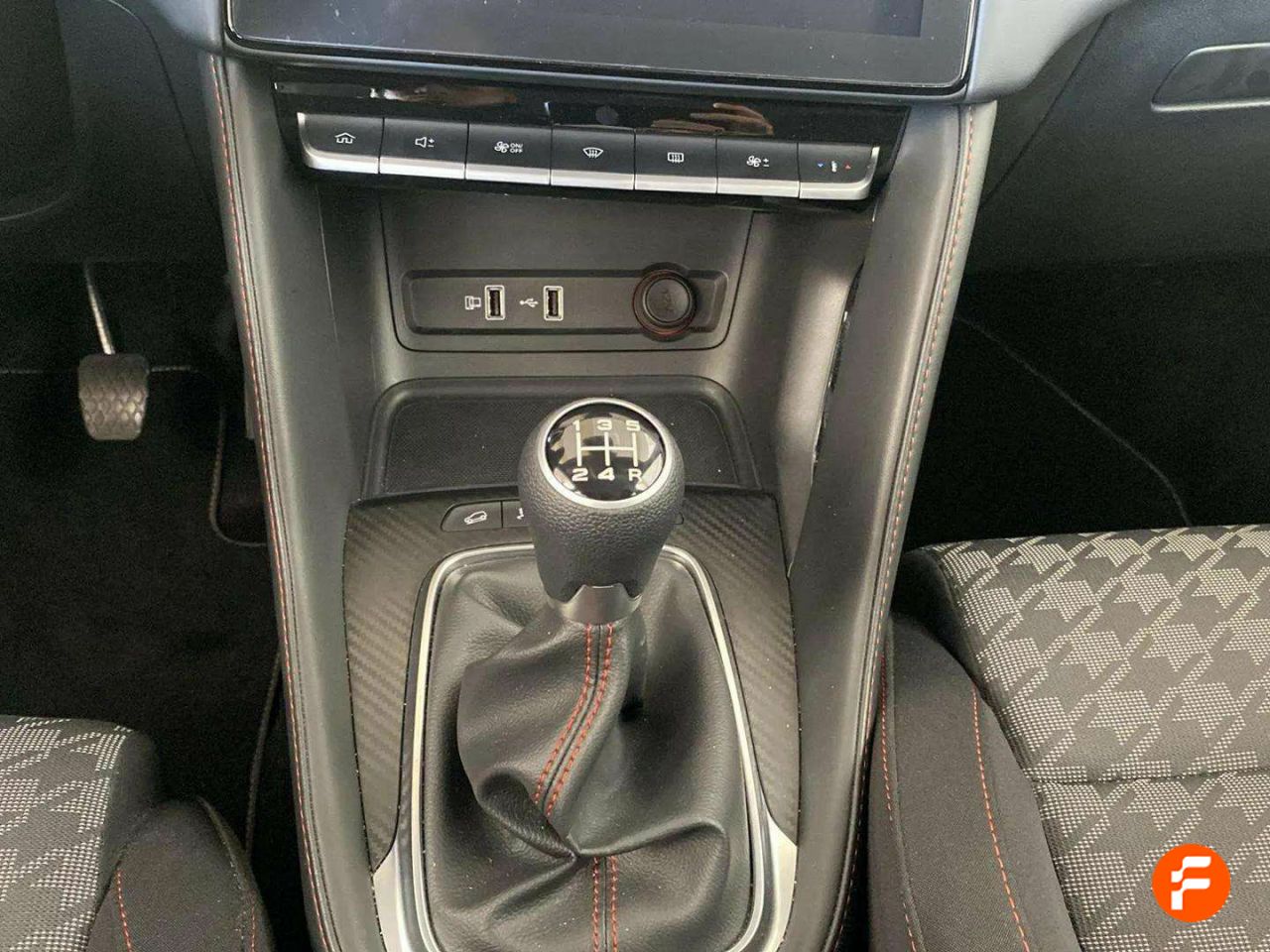 Foto MG ZS 13