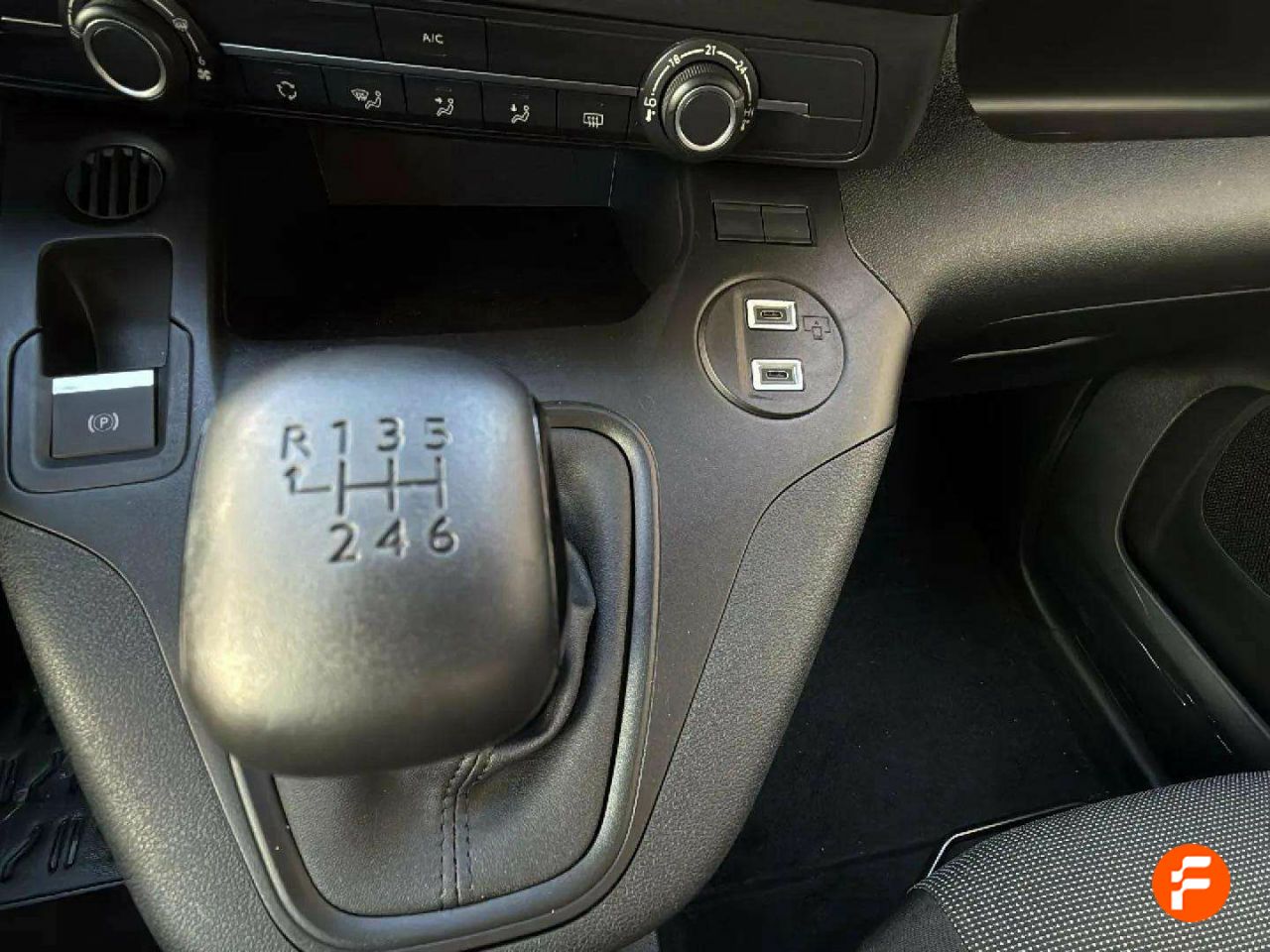 Foto Opel Combo 12