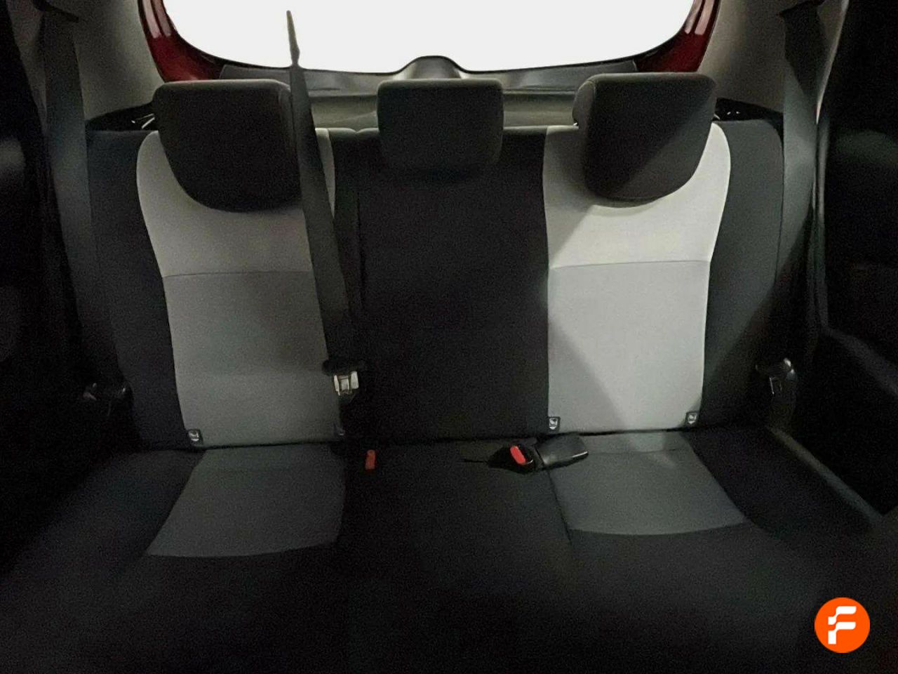 Foto Toyota Yaris 15