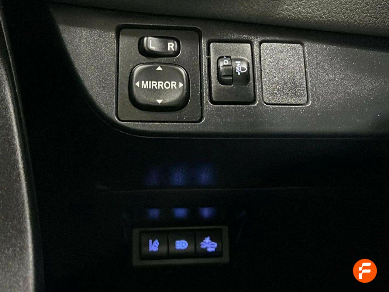 Foto Toyota Yaris 17