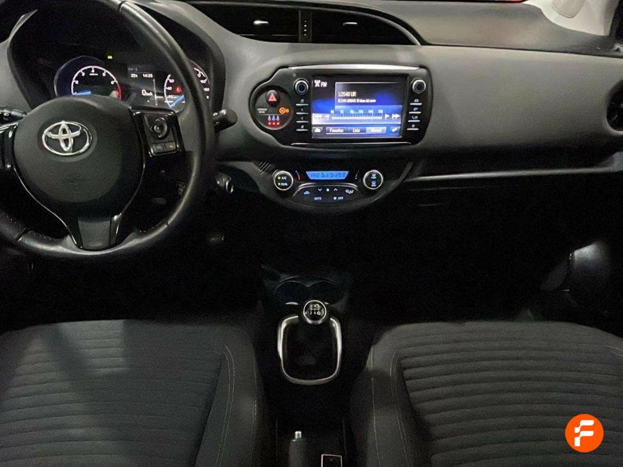 Foto Toyota Yaris 20