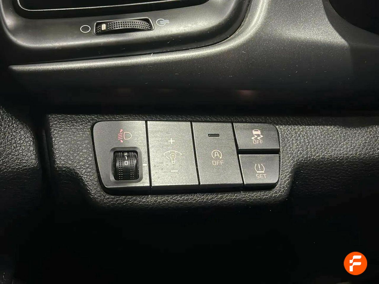 Foto Kia Rio 17