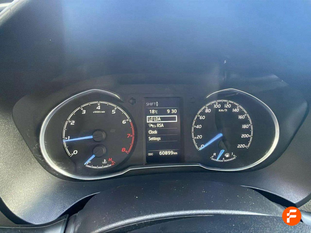 Foto Toyota Yaris 13