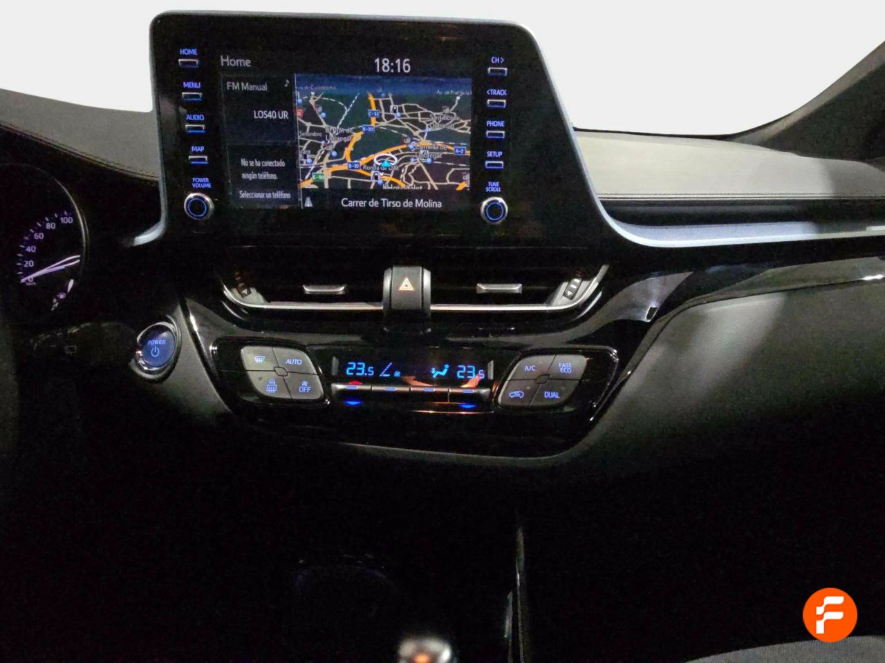 Foto Toyota C-HR 11