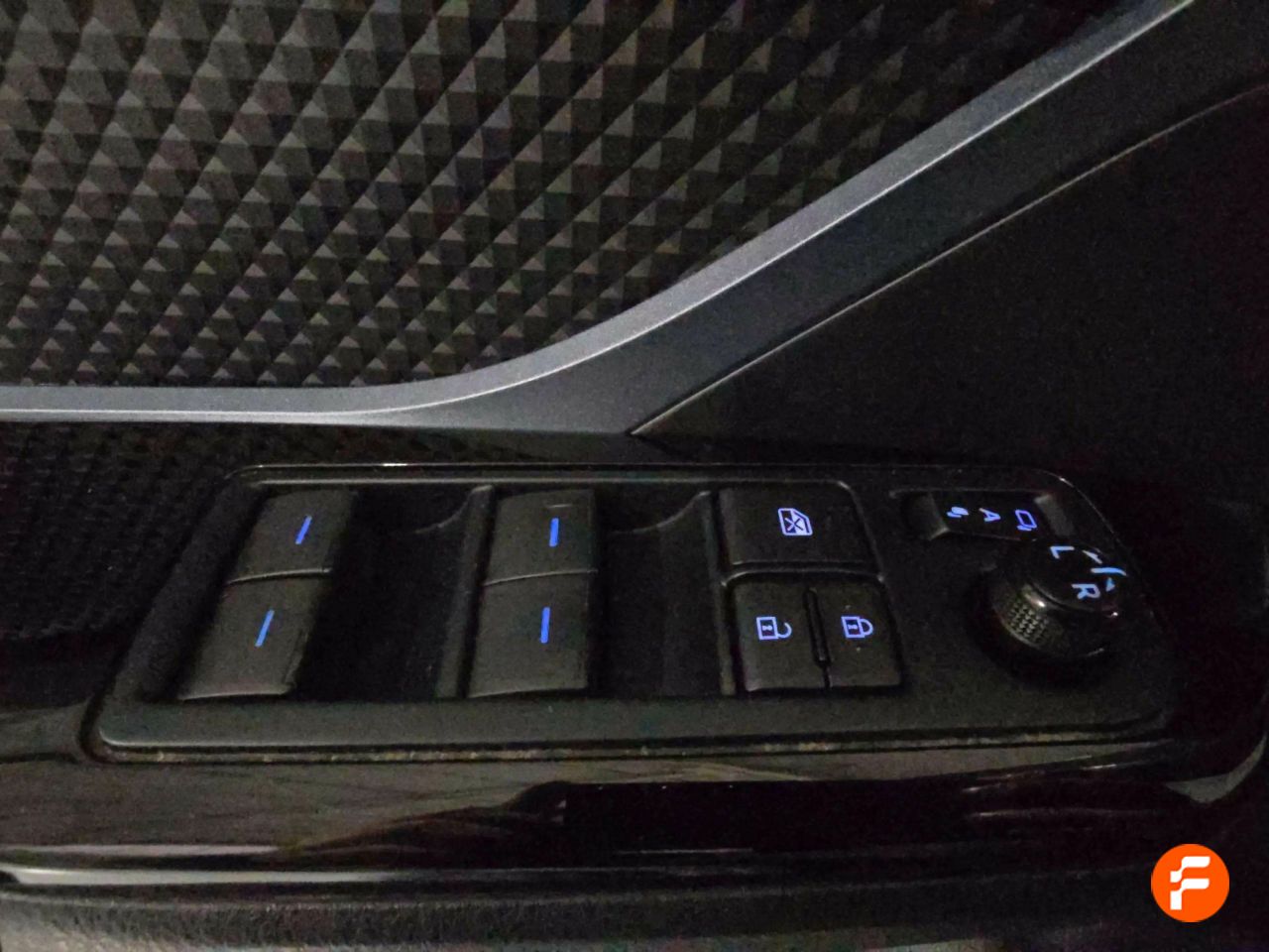 Foto Toyota C-HR 20