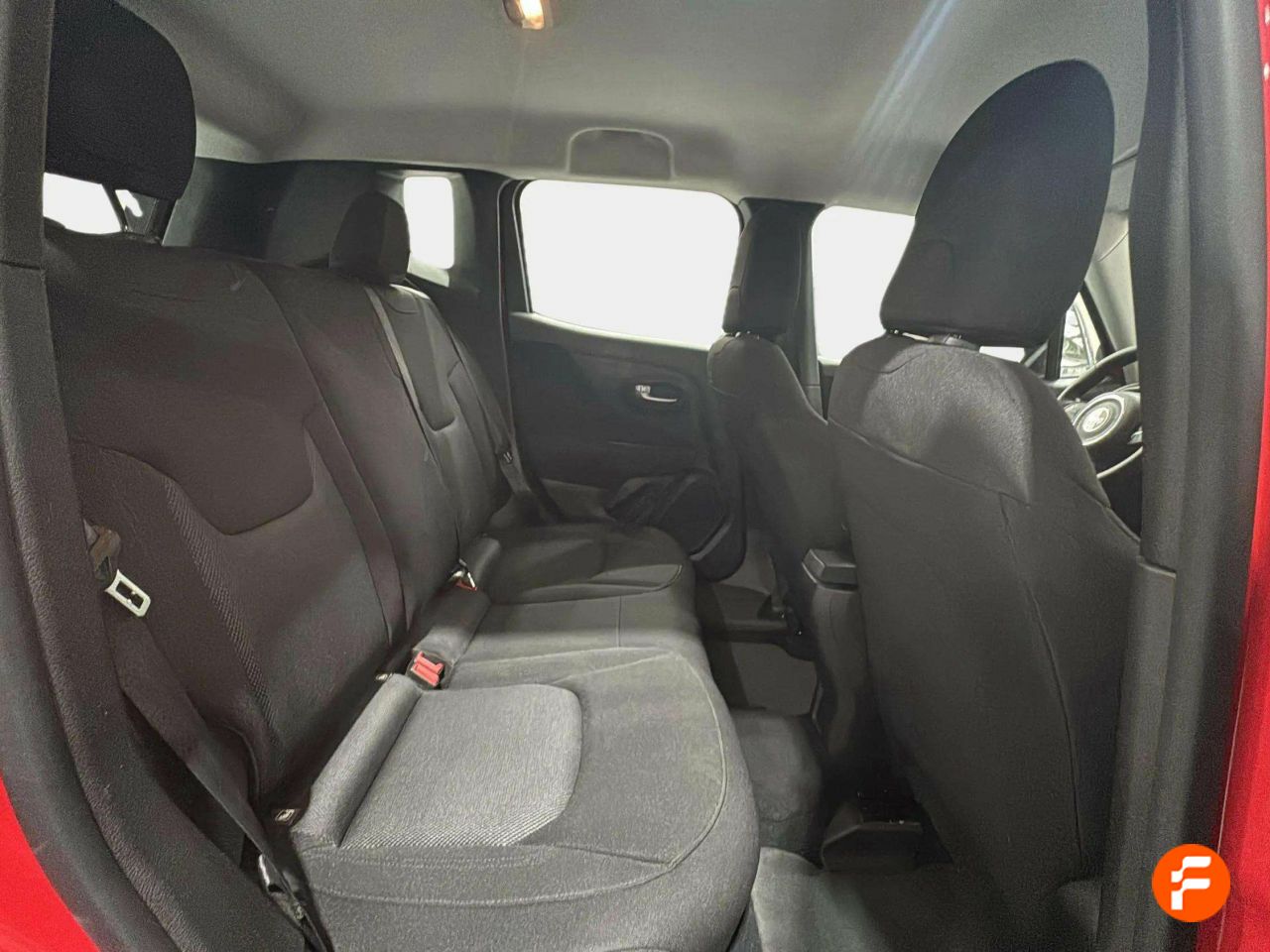 Foto Jeep Renegade 15