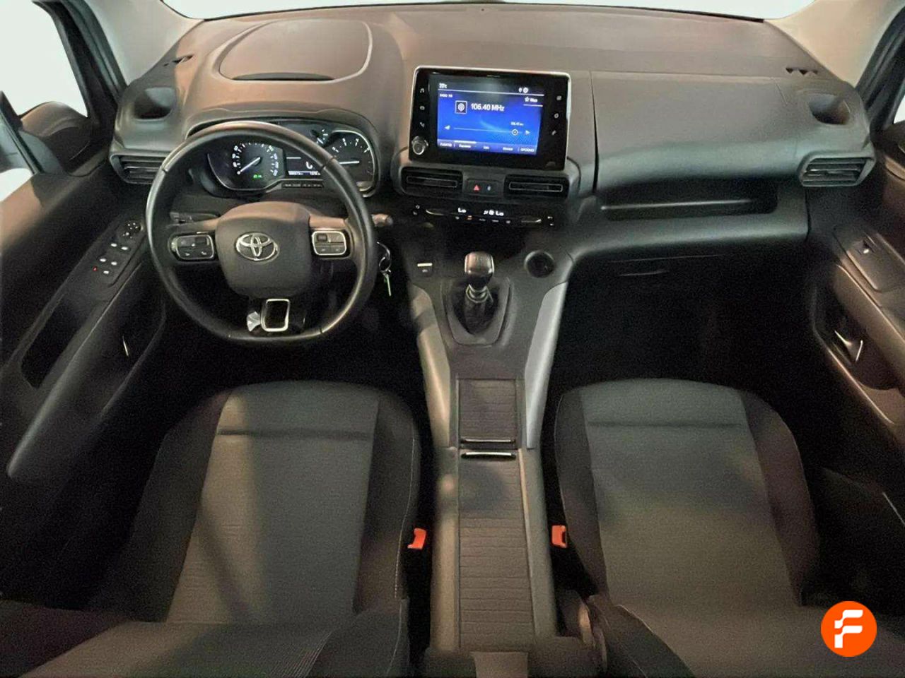 Foto Toyota Proace 16
