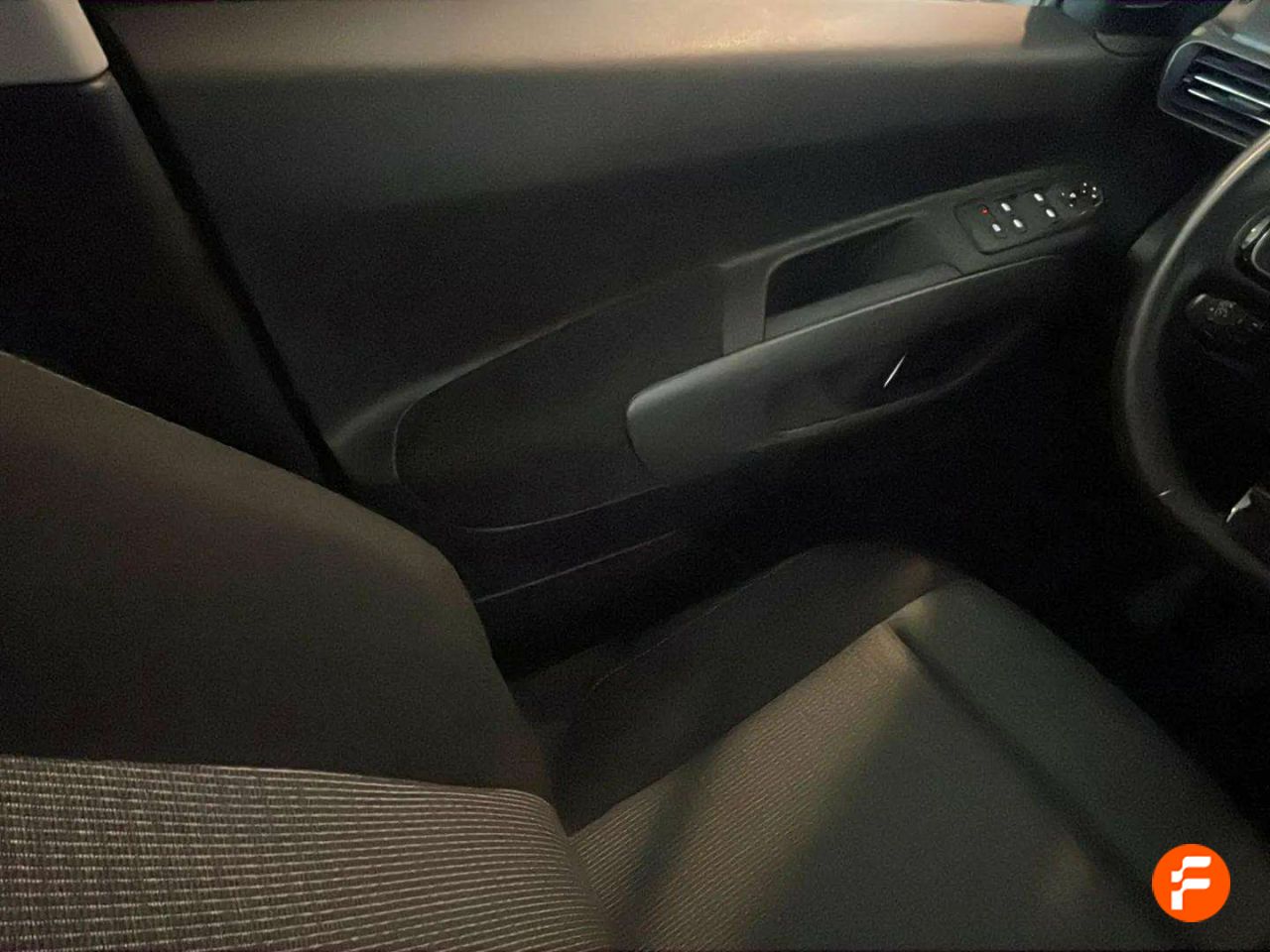 Foto Toyota Proace 19
