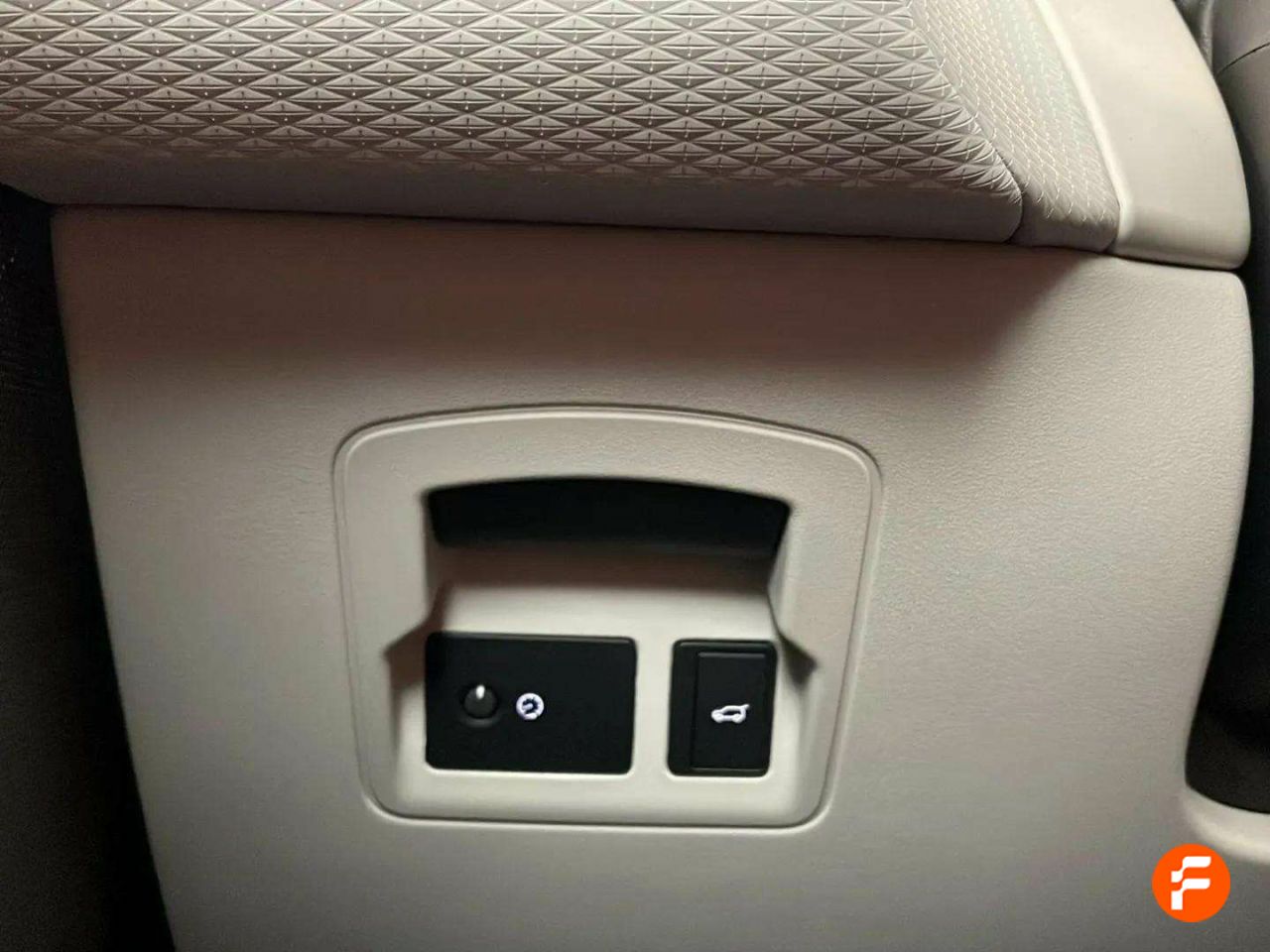 Foto Land-Rover Range Rover 24
