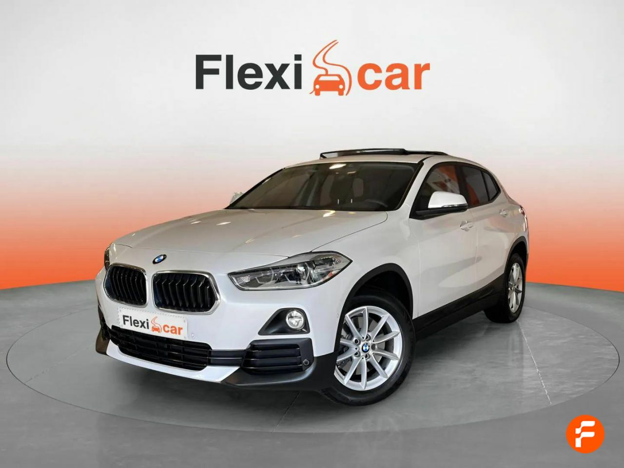 Foto BMW X2 4