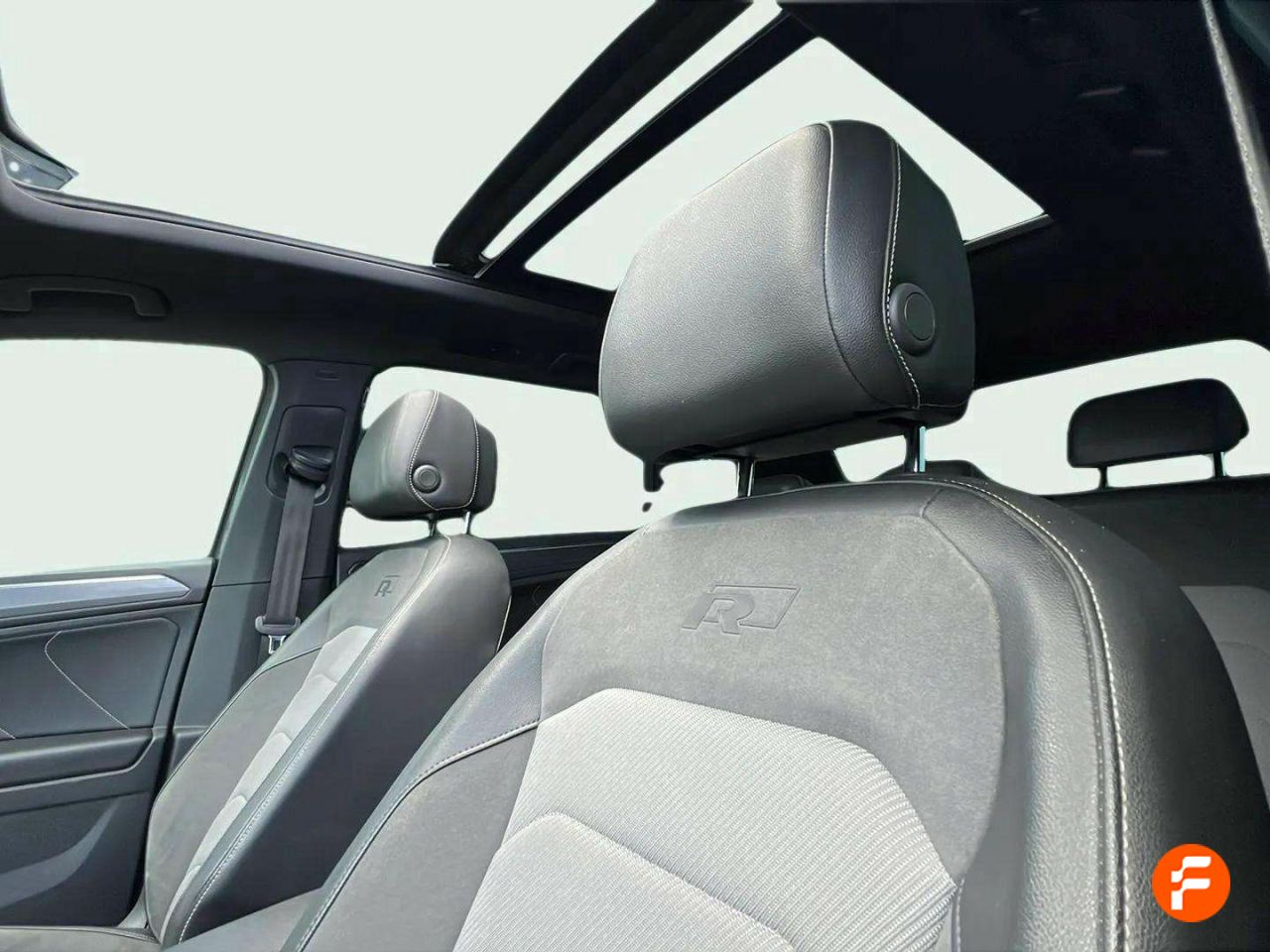 Foto Volkswagen Tiguan 15