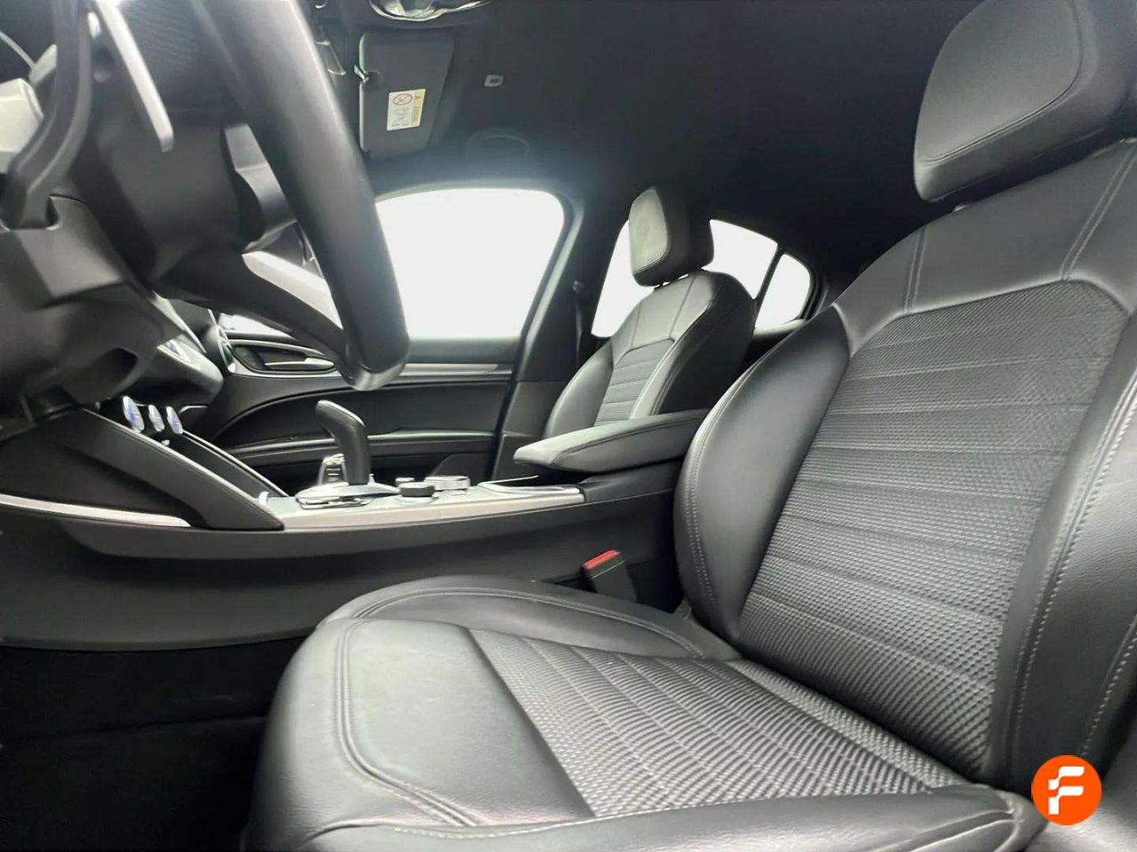 Foto Alfa Romeo Stelvio 9