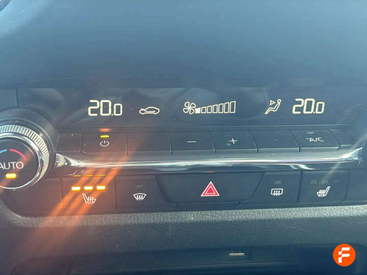Foto Mazda CX-30 20