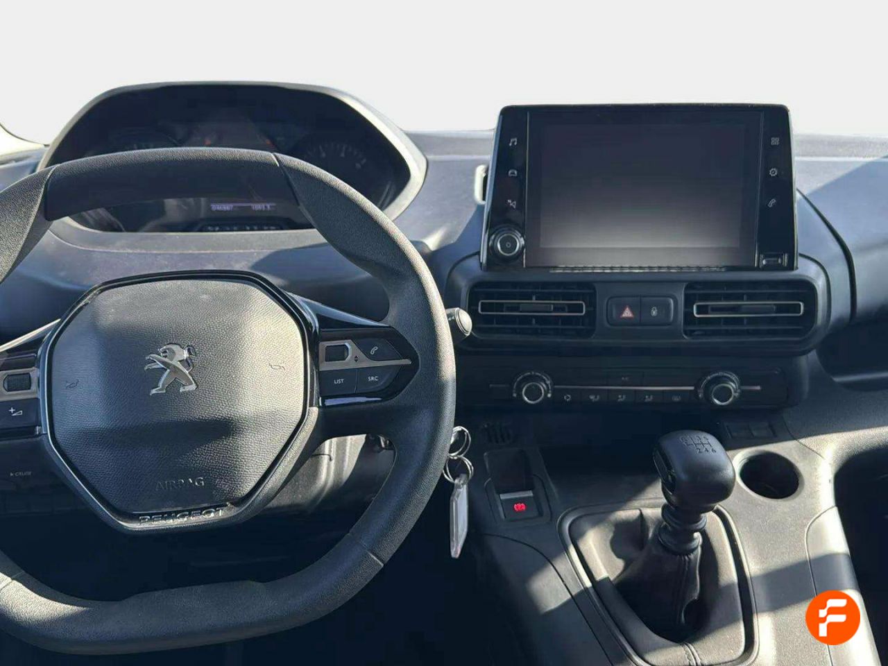 Foto Peugeot Rifter 12