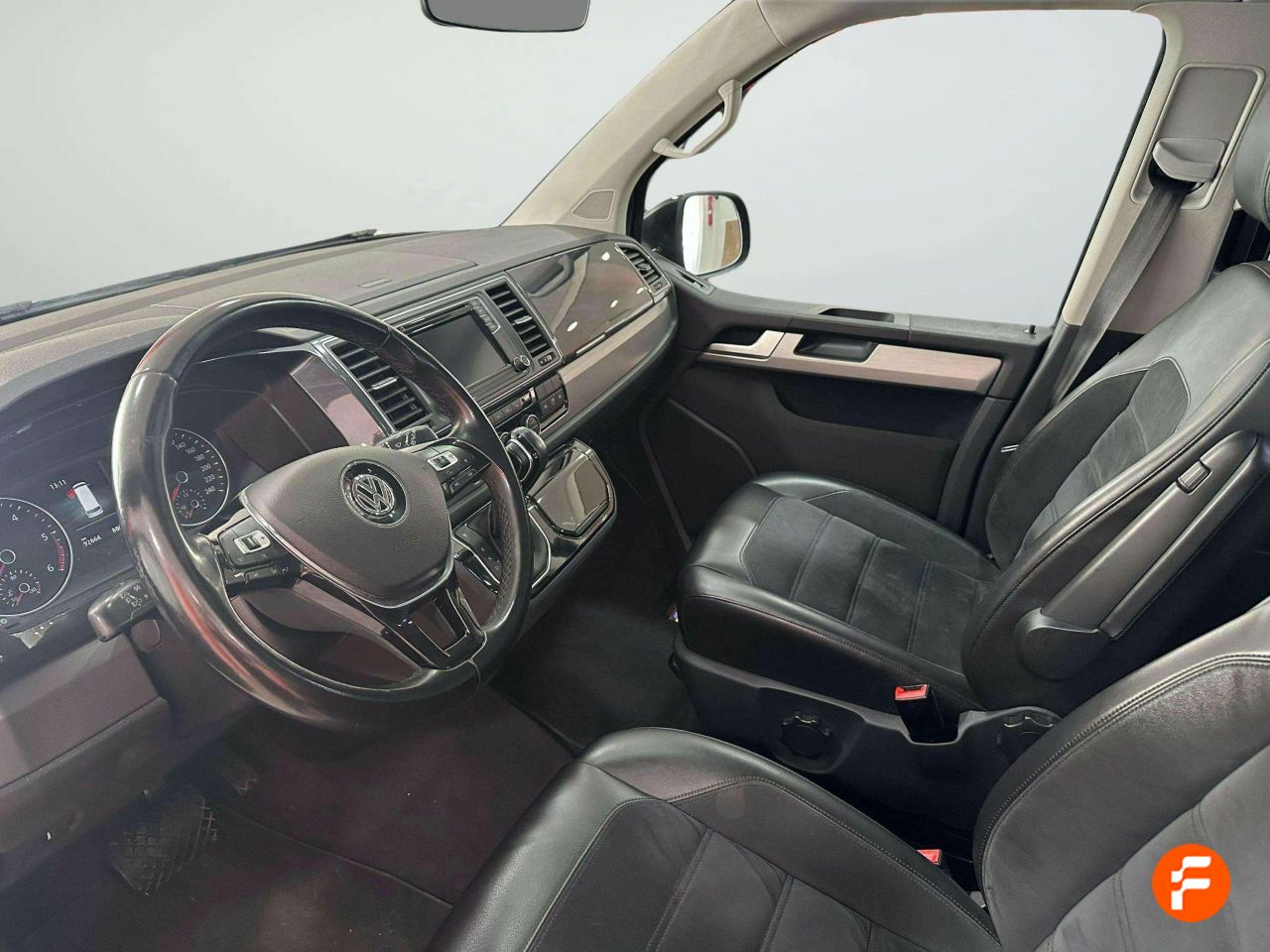 Foto Volkswagen Multivan 12